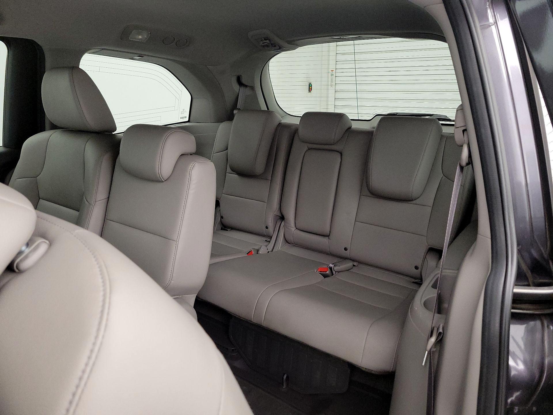 Thumbnail: 2015 Honda Odyssey - 19