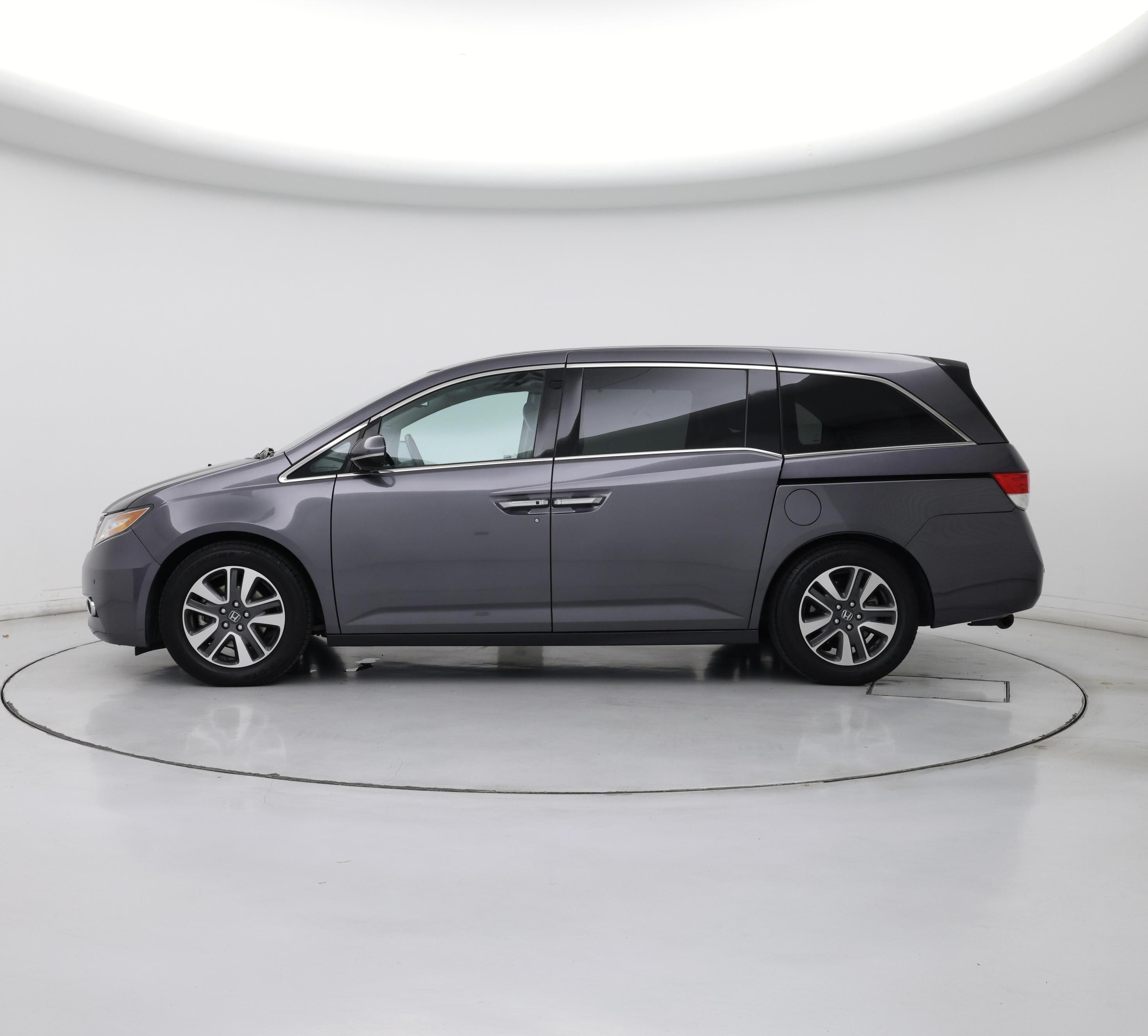 Thumbnail: 2015 Honda Odyssey - 3