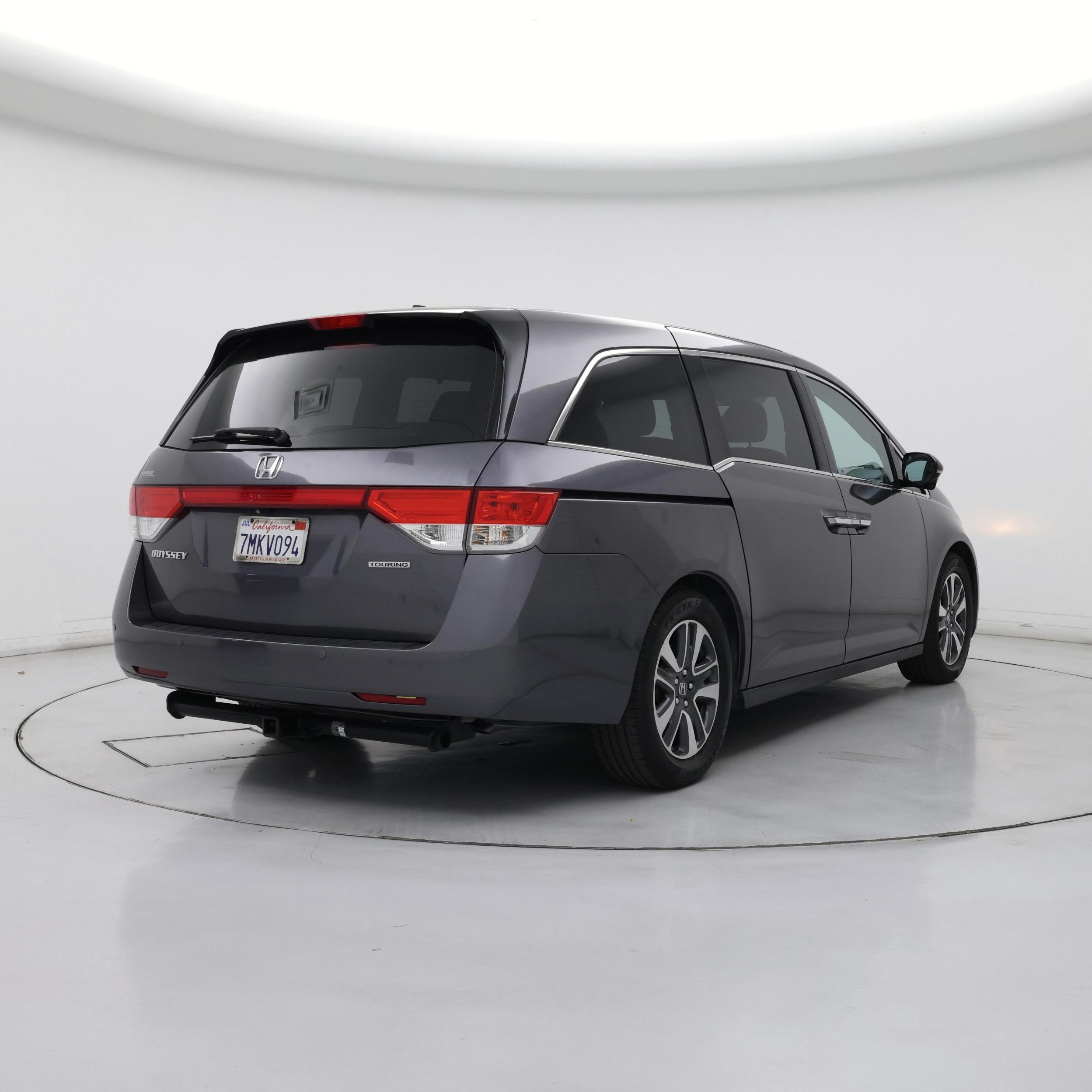 Thumbnail: 2015 Honda Odyssey - 8