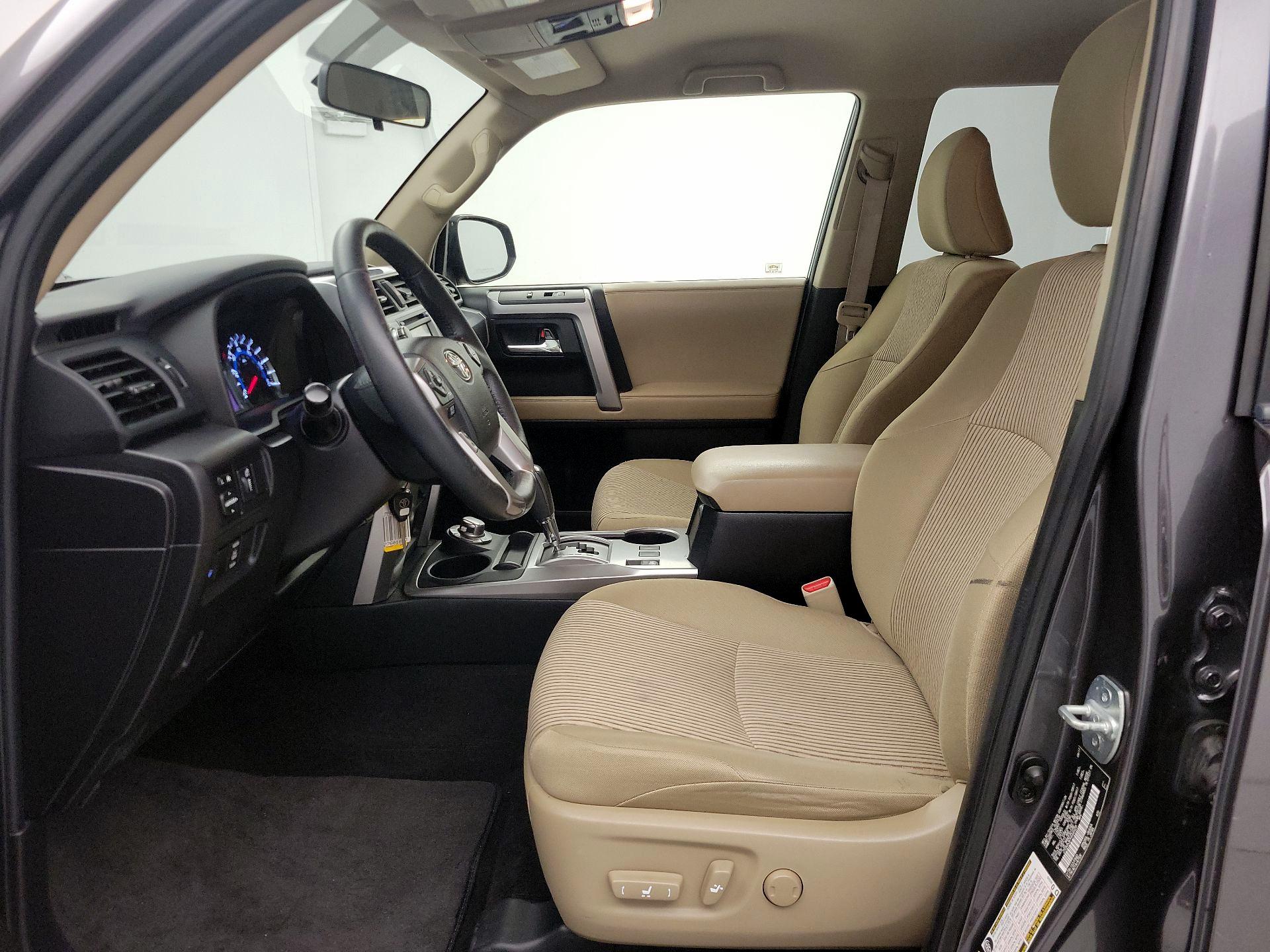 Thumbnail: 2017 Toyota 4Runner - 11