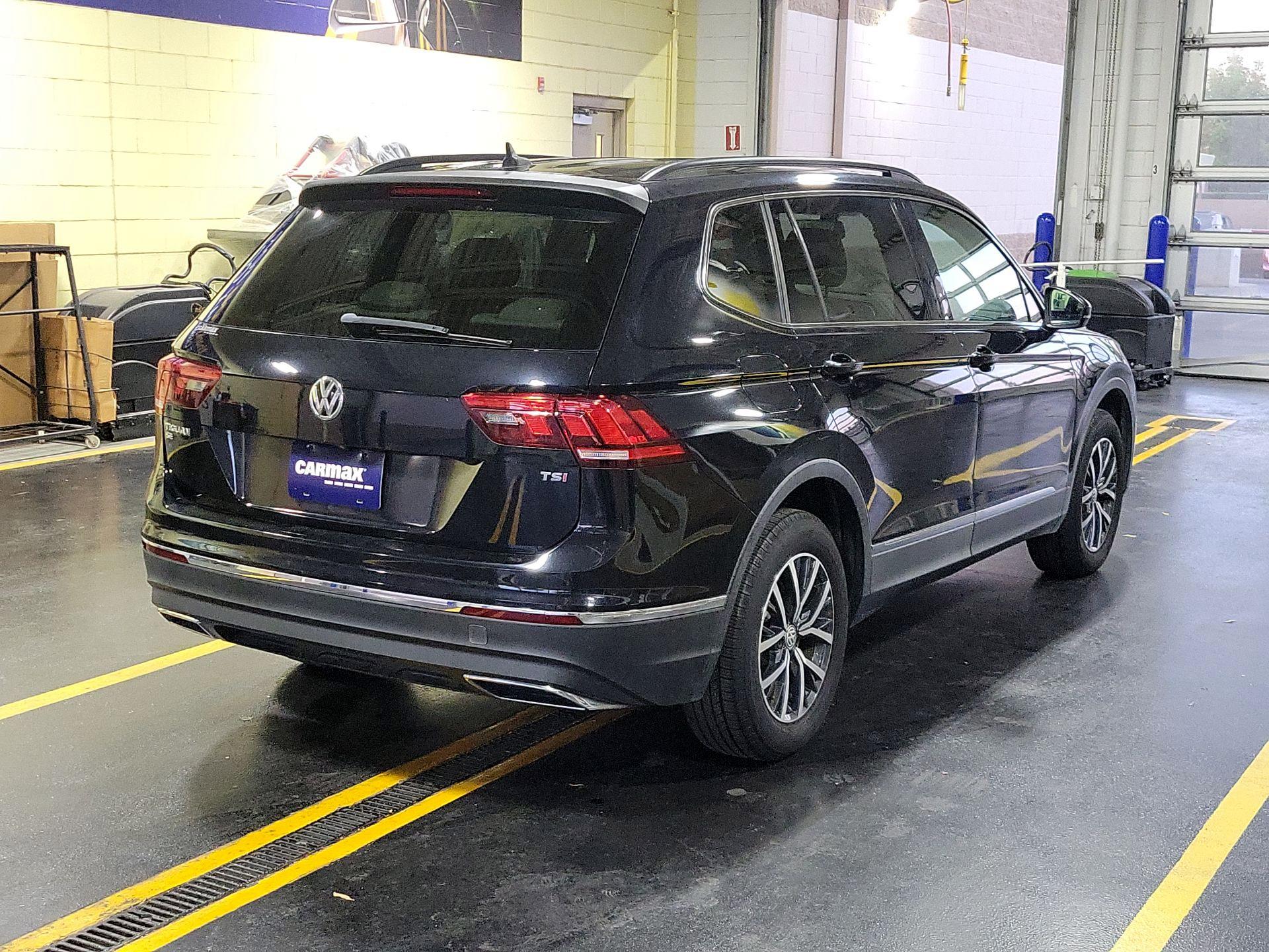 Thumbnail: 2018 Volkswagen Tiguan - 5