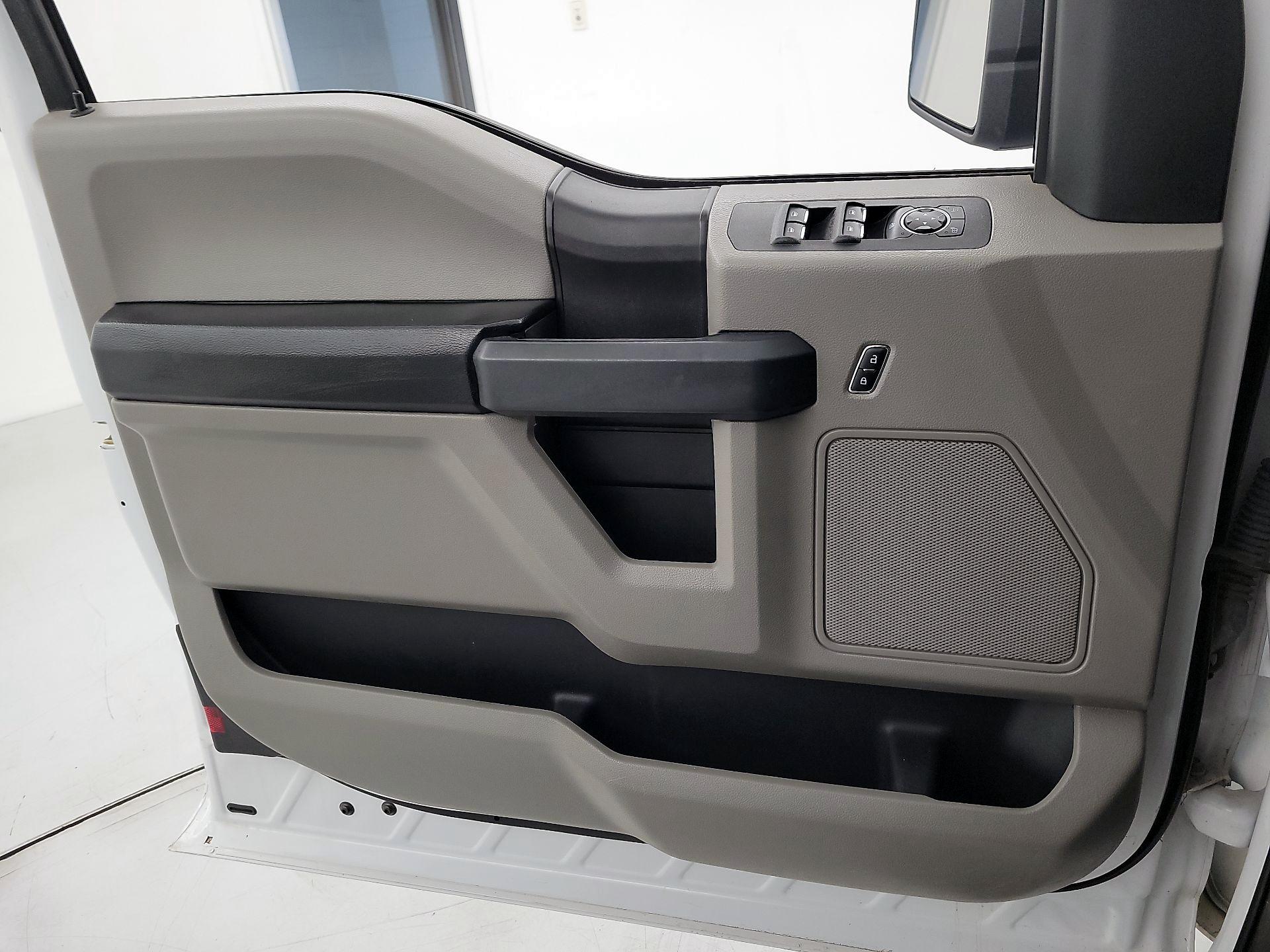 Thumbnail: 2019 Ford F-150 - 12