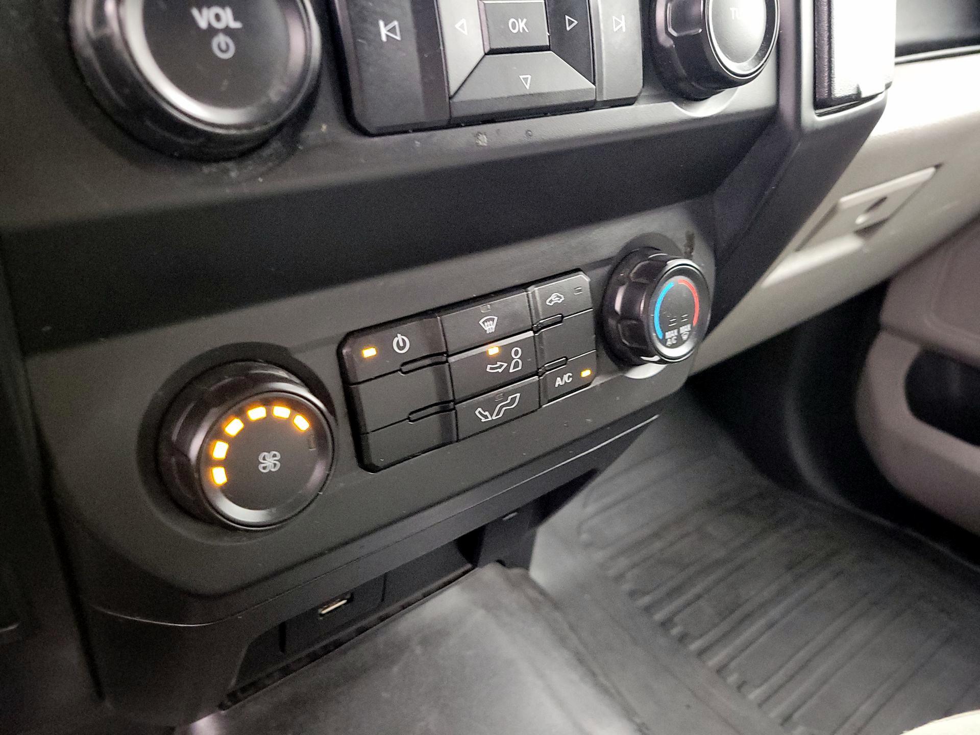 Thumbnail: 2019 Ford F-150 - 16