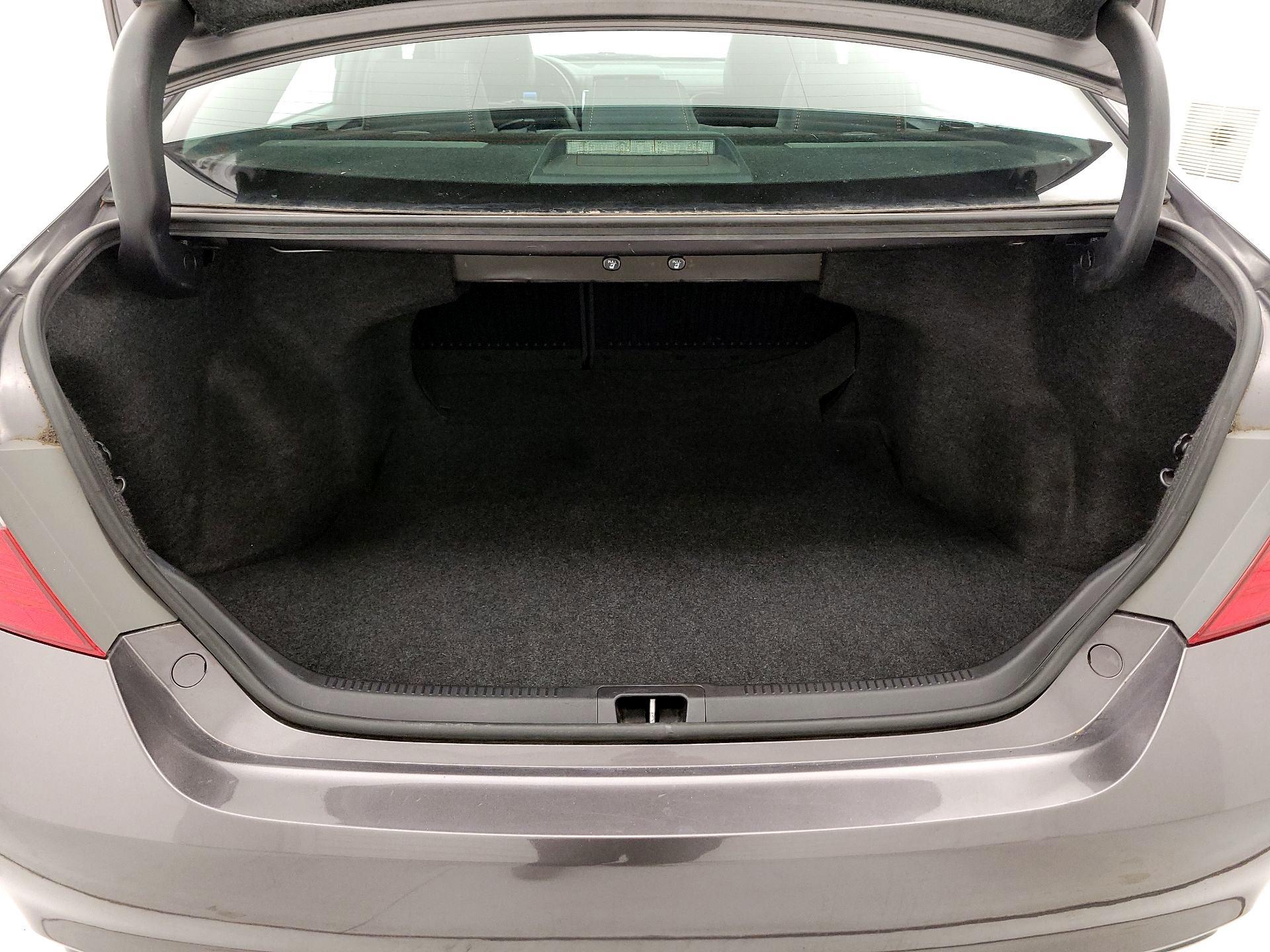 Thumbnail: 2016 Toyota Camry - 20