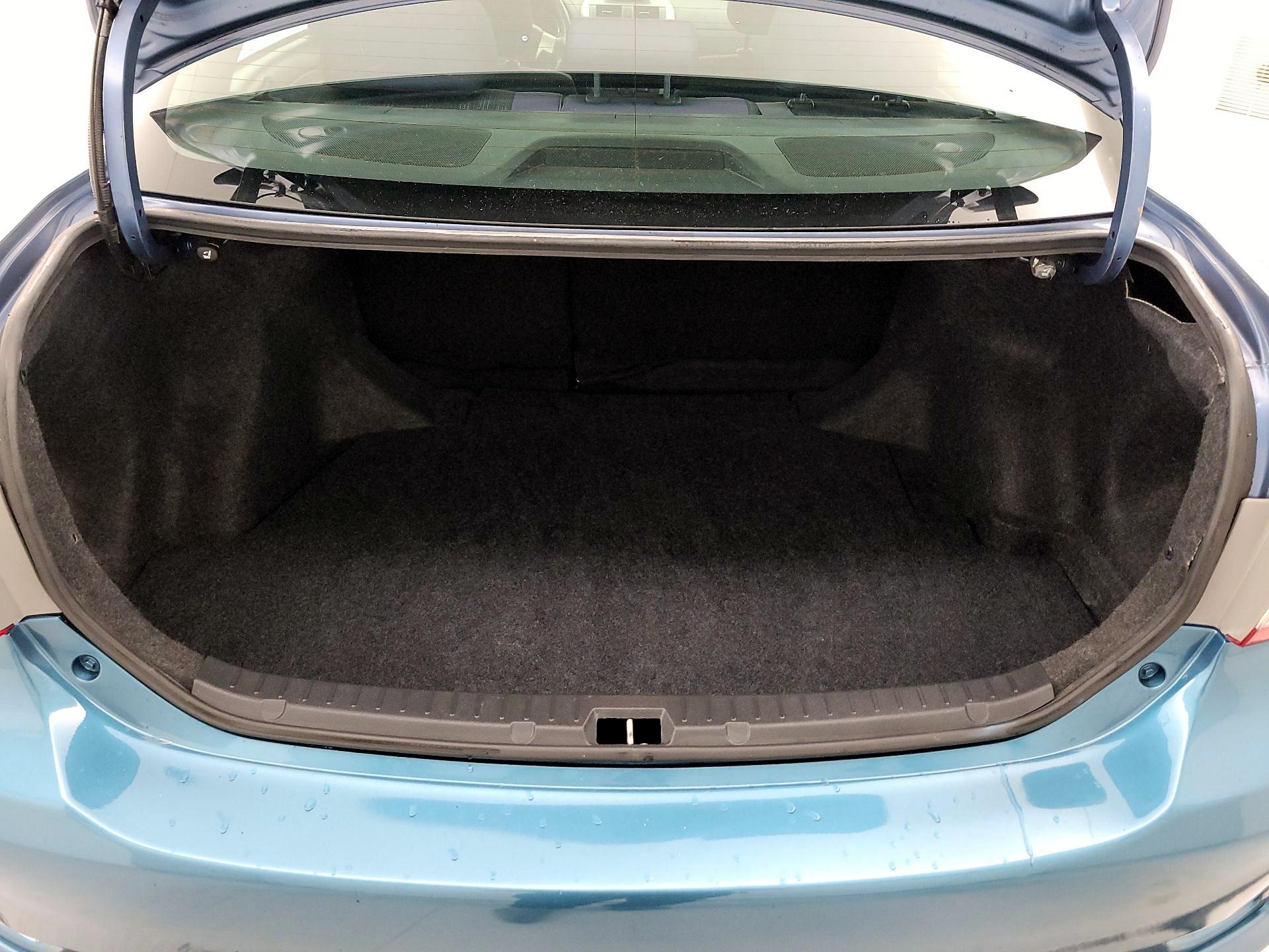 Thumbnail: 2013 Toyota Corolla - 20