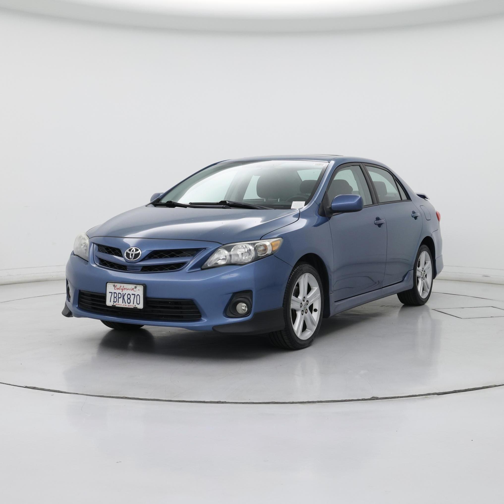 Thumbnail: 2013 Toyota Corolla - 4