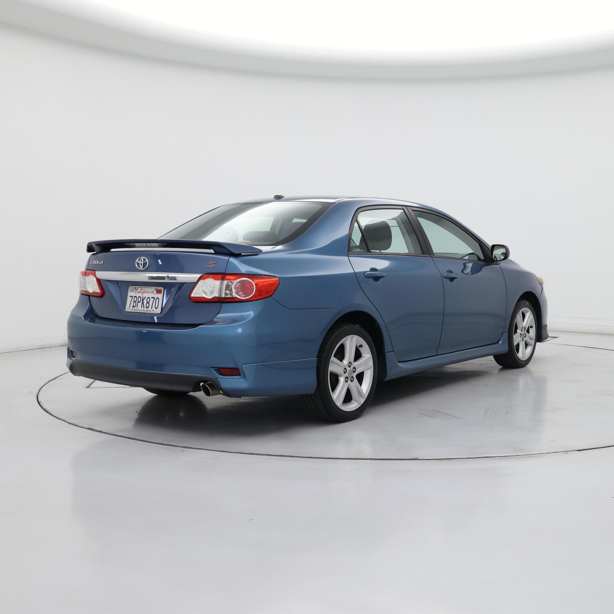 Thumbnail: 2013 Toyota Corolla - 8