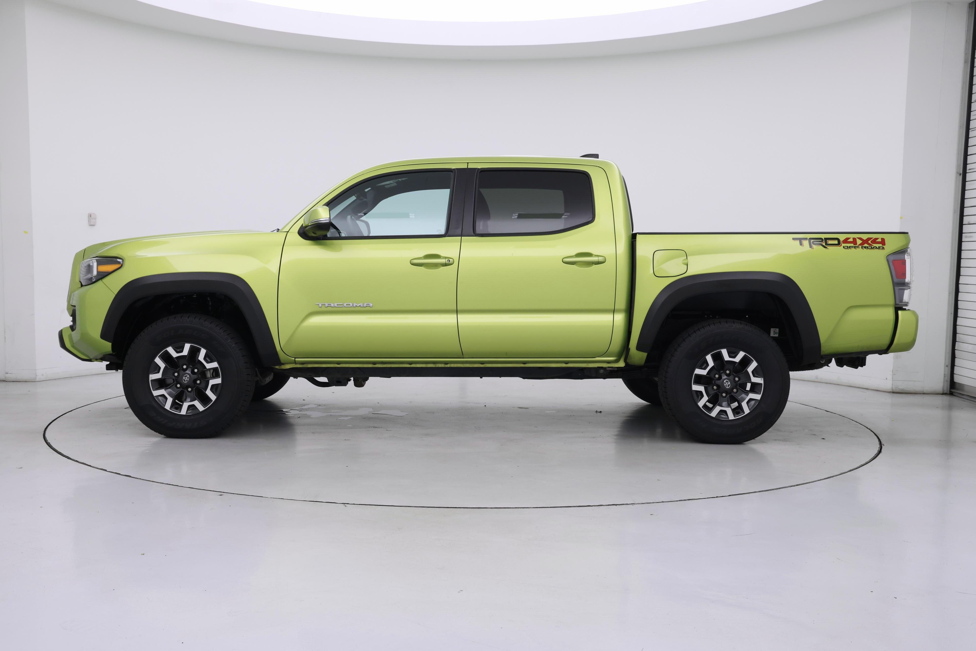 Thumbnail: 2023 Toyota Tacoma - 3