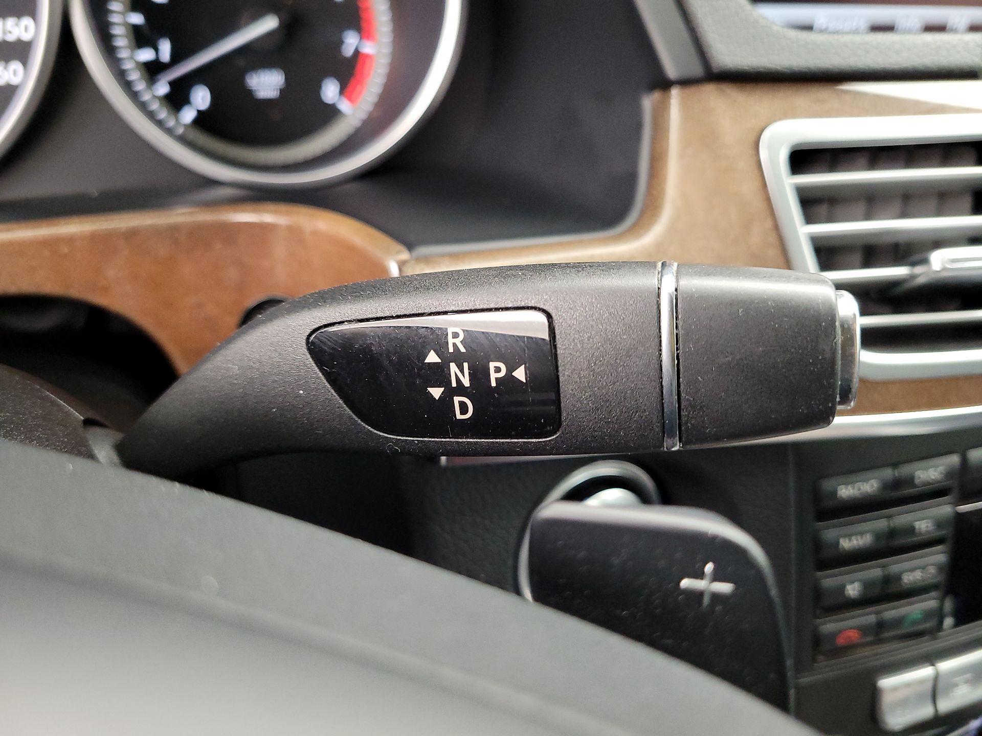 Thumbnail: 2014 Mercedes-Benz E-Class - 17