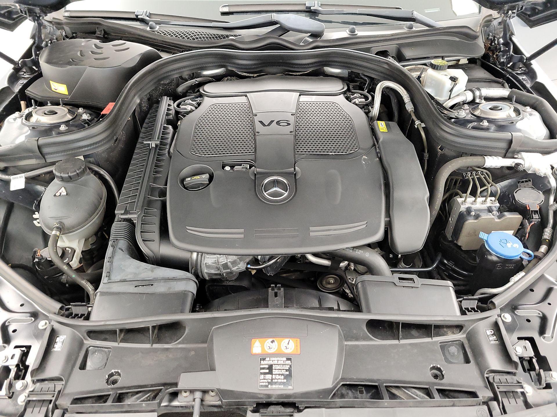Thumbnail: 2014 Mercedes-Benz E-Class - 20