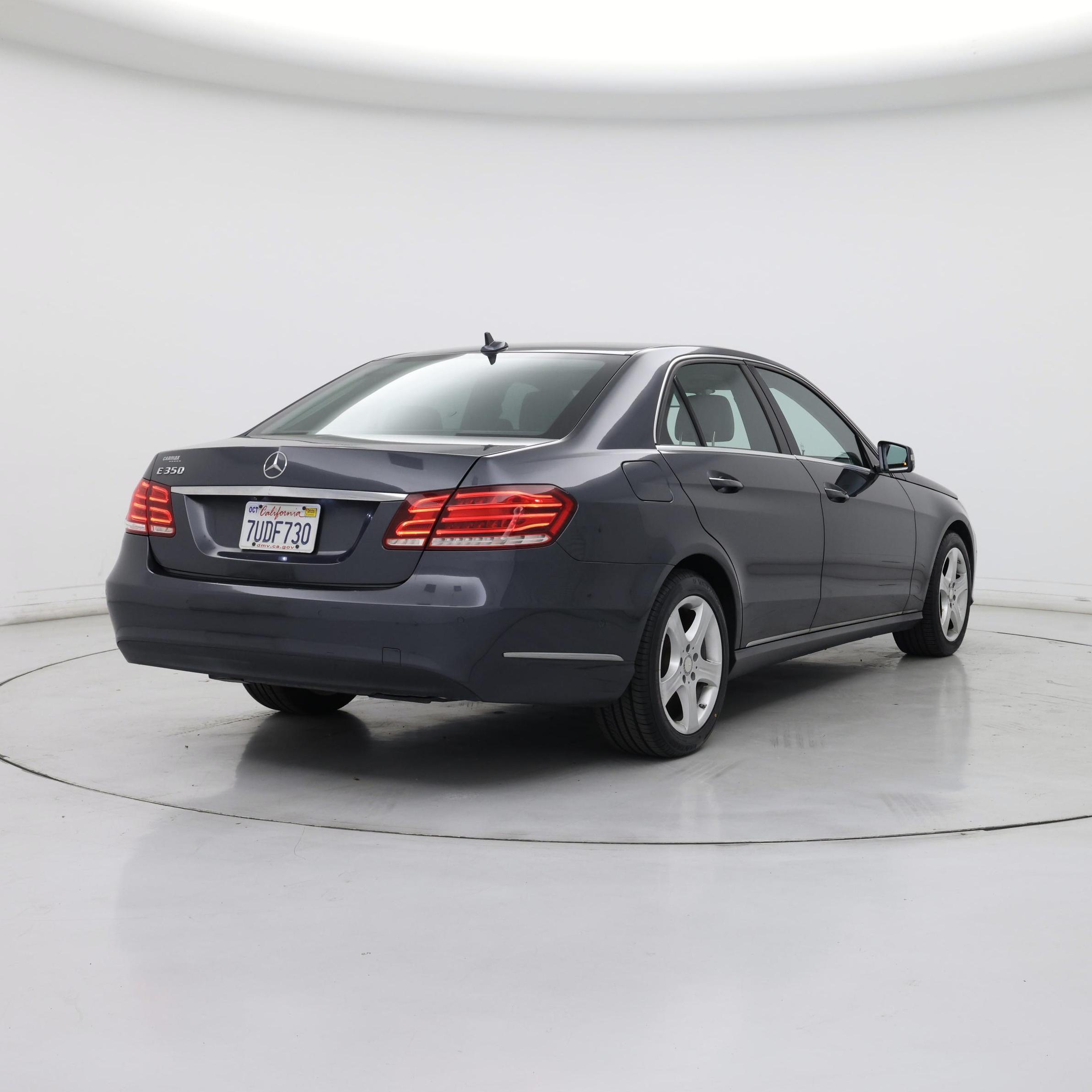 Thumbnail: 2014 Mercedes-Benz E-Class - 8