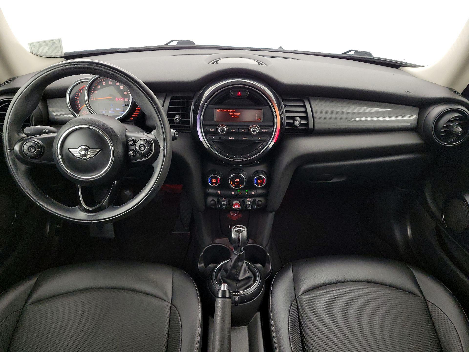 Thumbnail: 2016 MINI Cooper Hardtop - 9