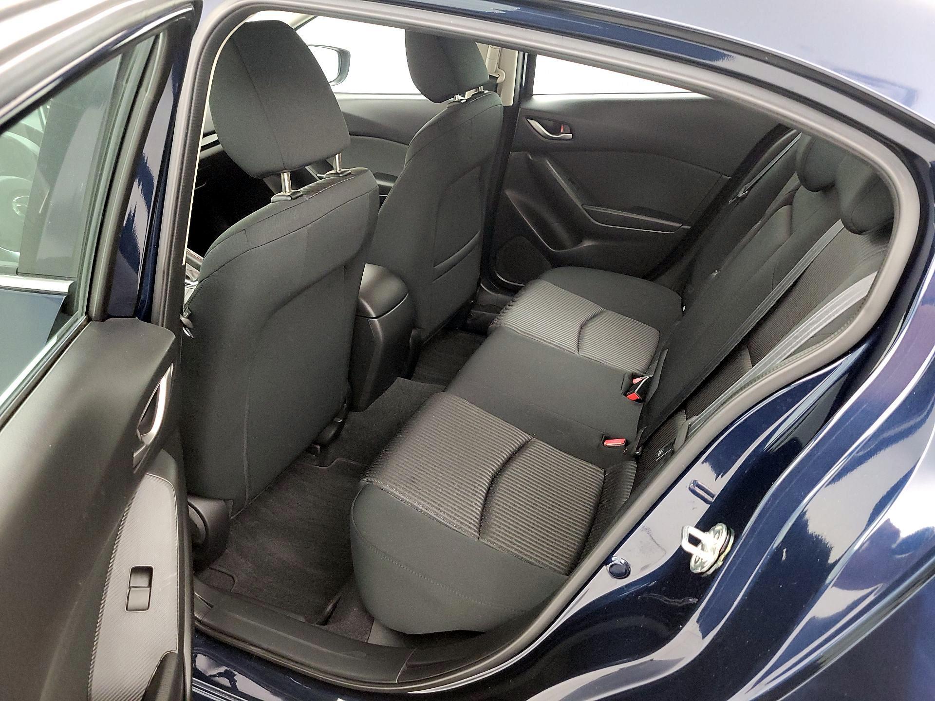 Thumbnail: 2015 Mazda Mazda3 - 20