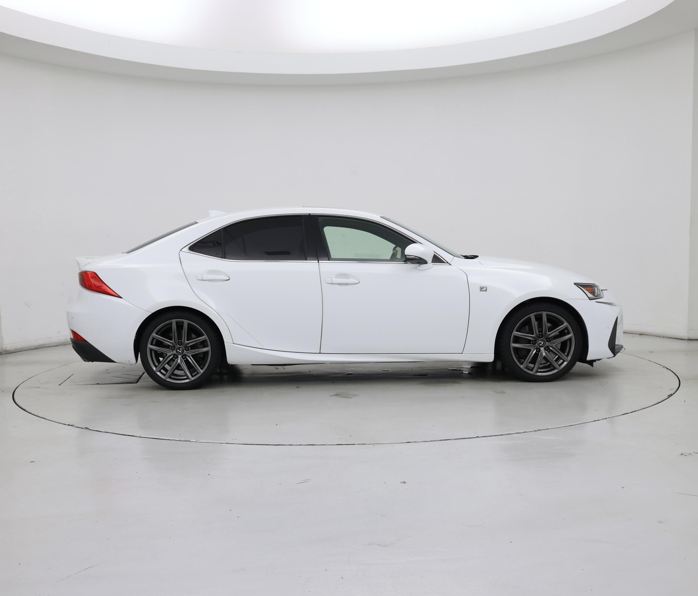Thumbnail: 2020 Lexus IS - 7