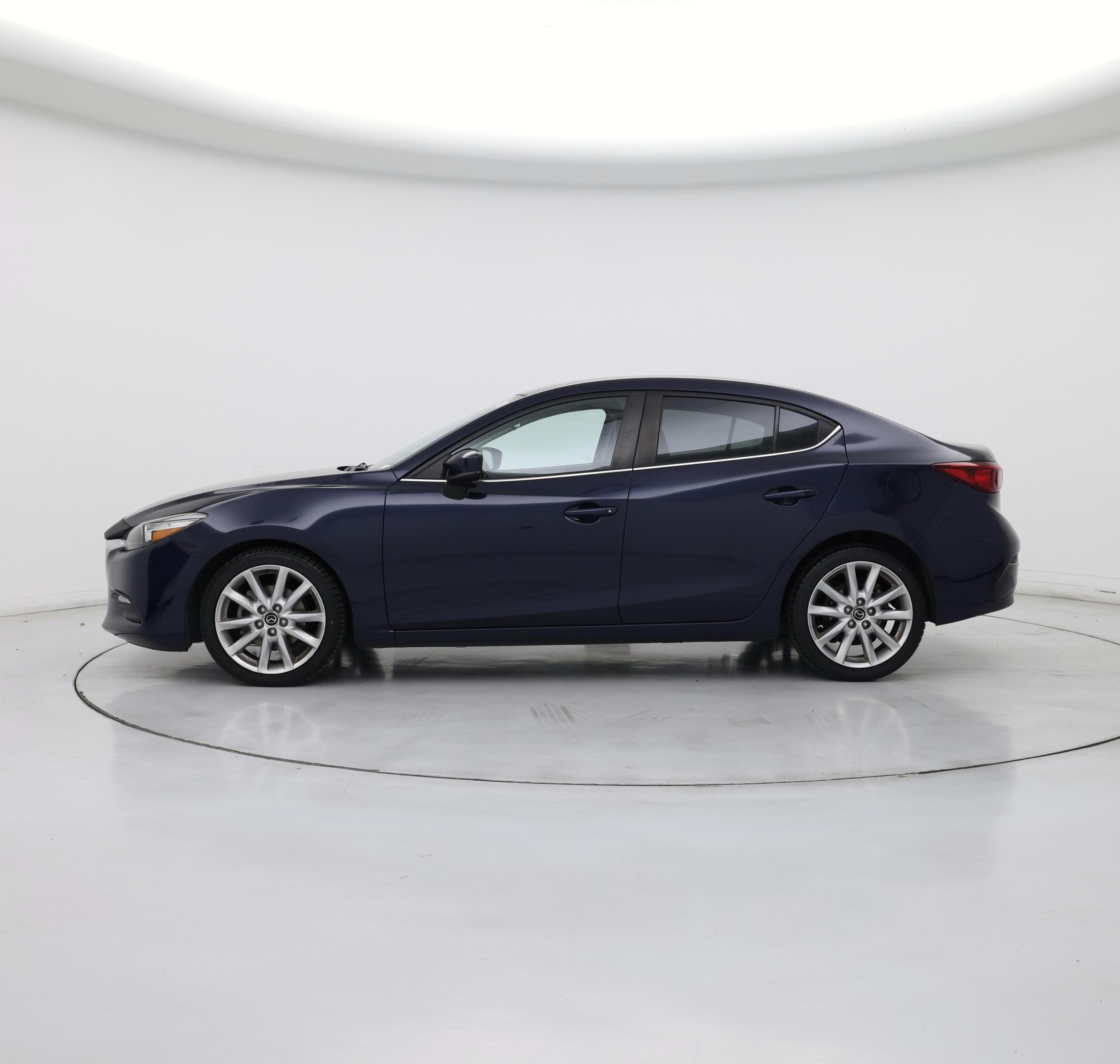 Thumbnail: 2017 Mazda Mazda3 - 3