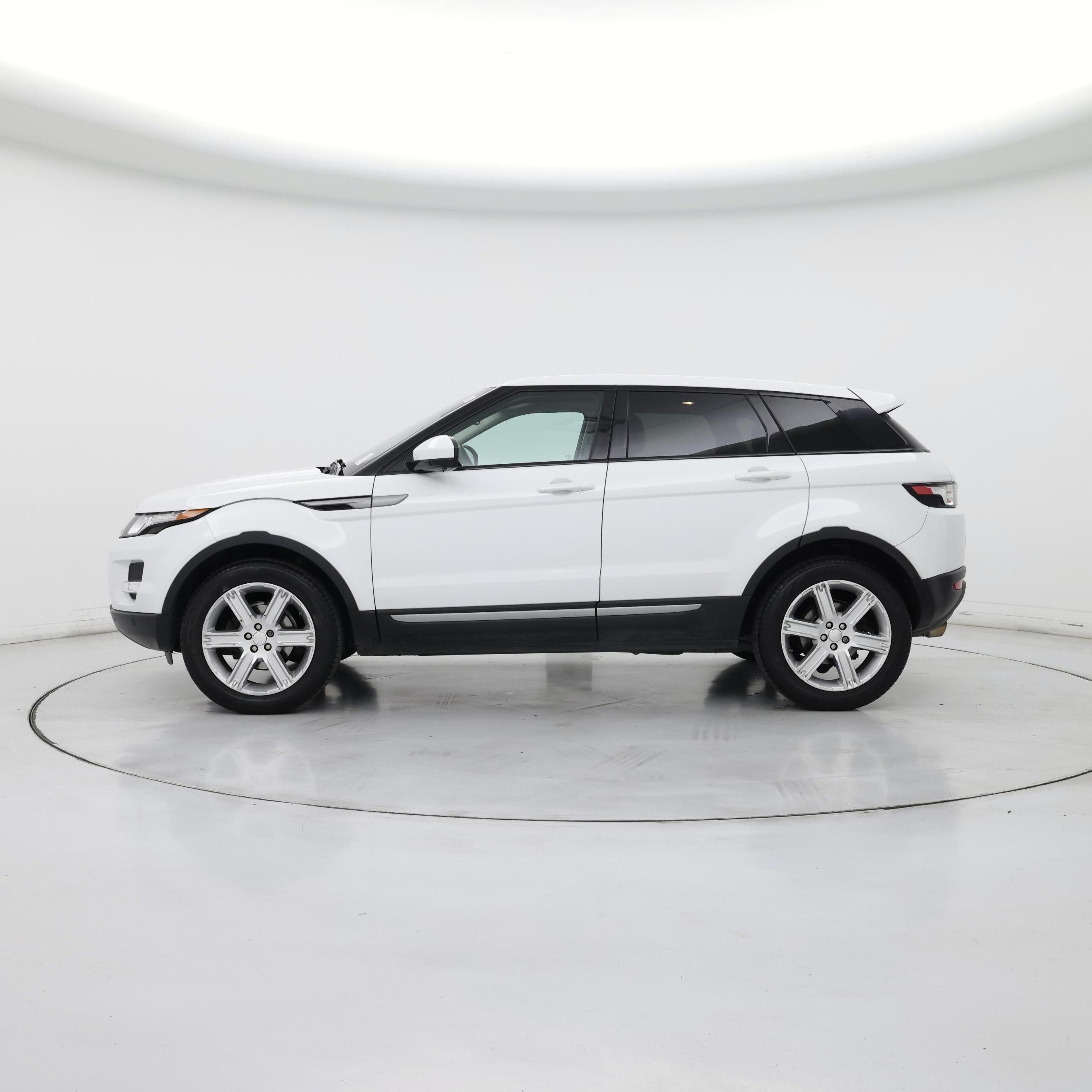 Thumbnail: 2014 Land Rover Range Rover Evoque - 3