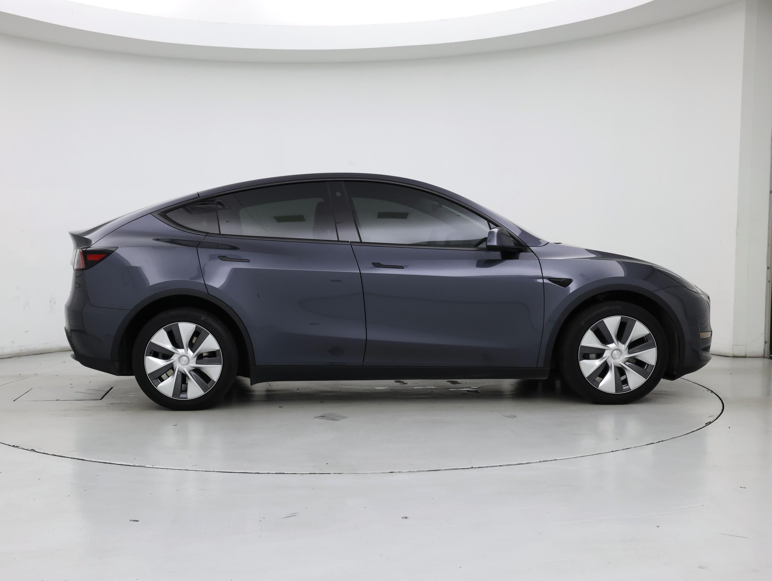 Thumbnail: 2023 Tesla Model Y - 7