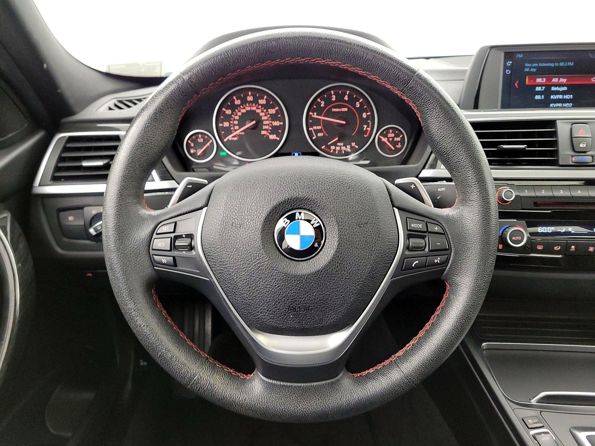 Thumbnail: 2018 BMW 3 Series - 10