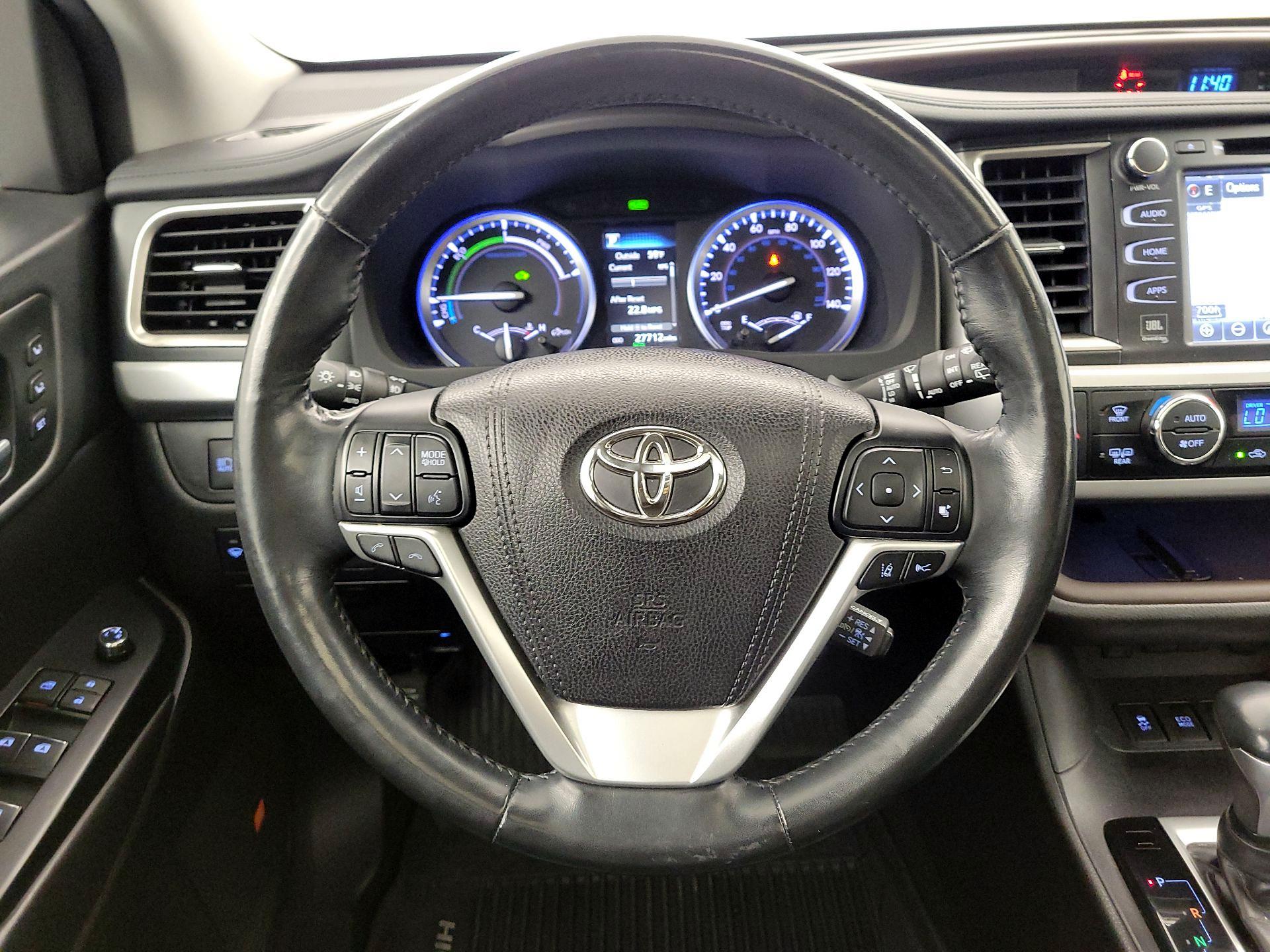 Thumbnail: 2018 Toyota Highlander - 10