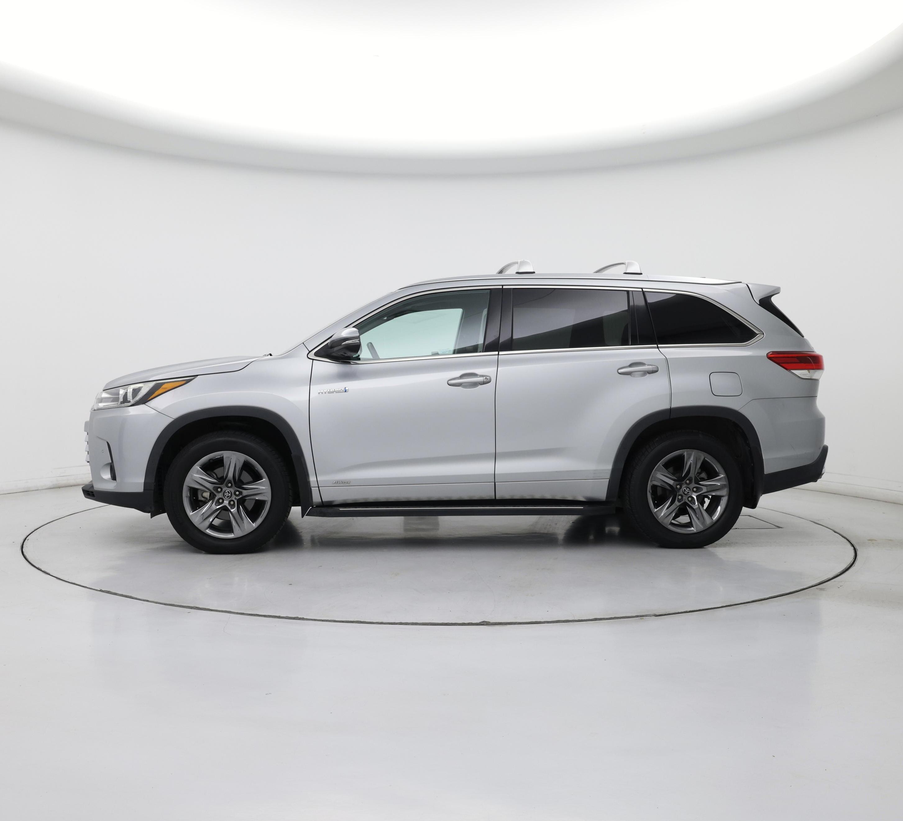 Thumbnail: 2018 Toyota Highlander - 3