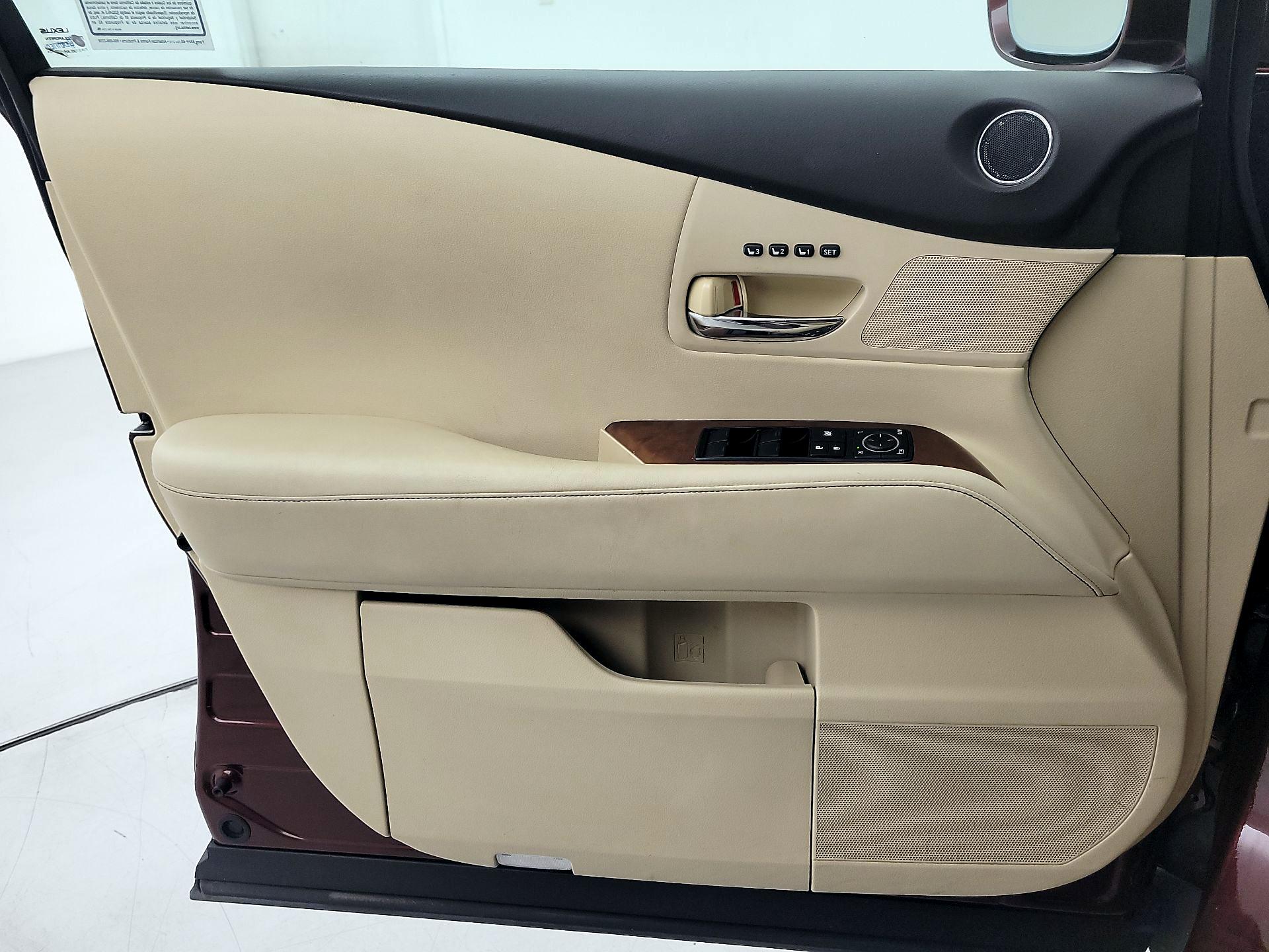 Thumbnail: 2015 Lexus RX - 12