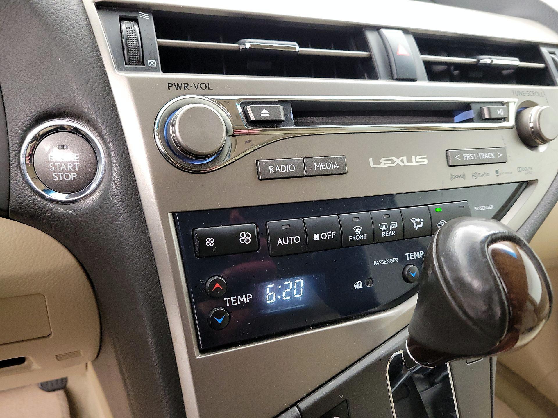 Thumbnail: 2015 Lexus RX - 17