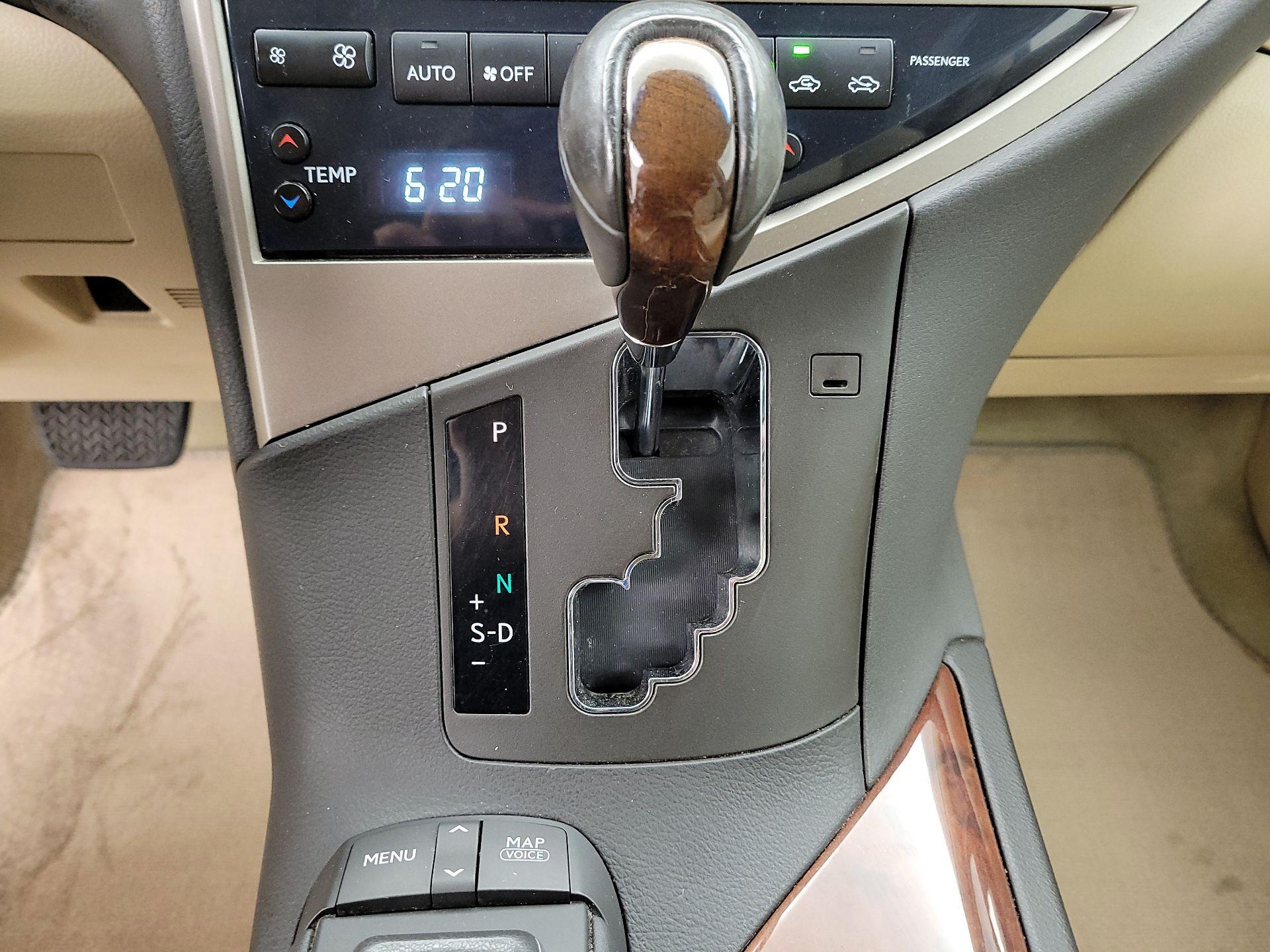 Thumbnail: 2015 Lexus RX - 18