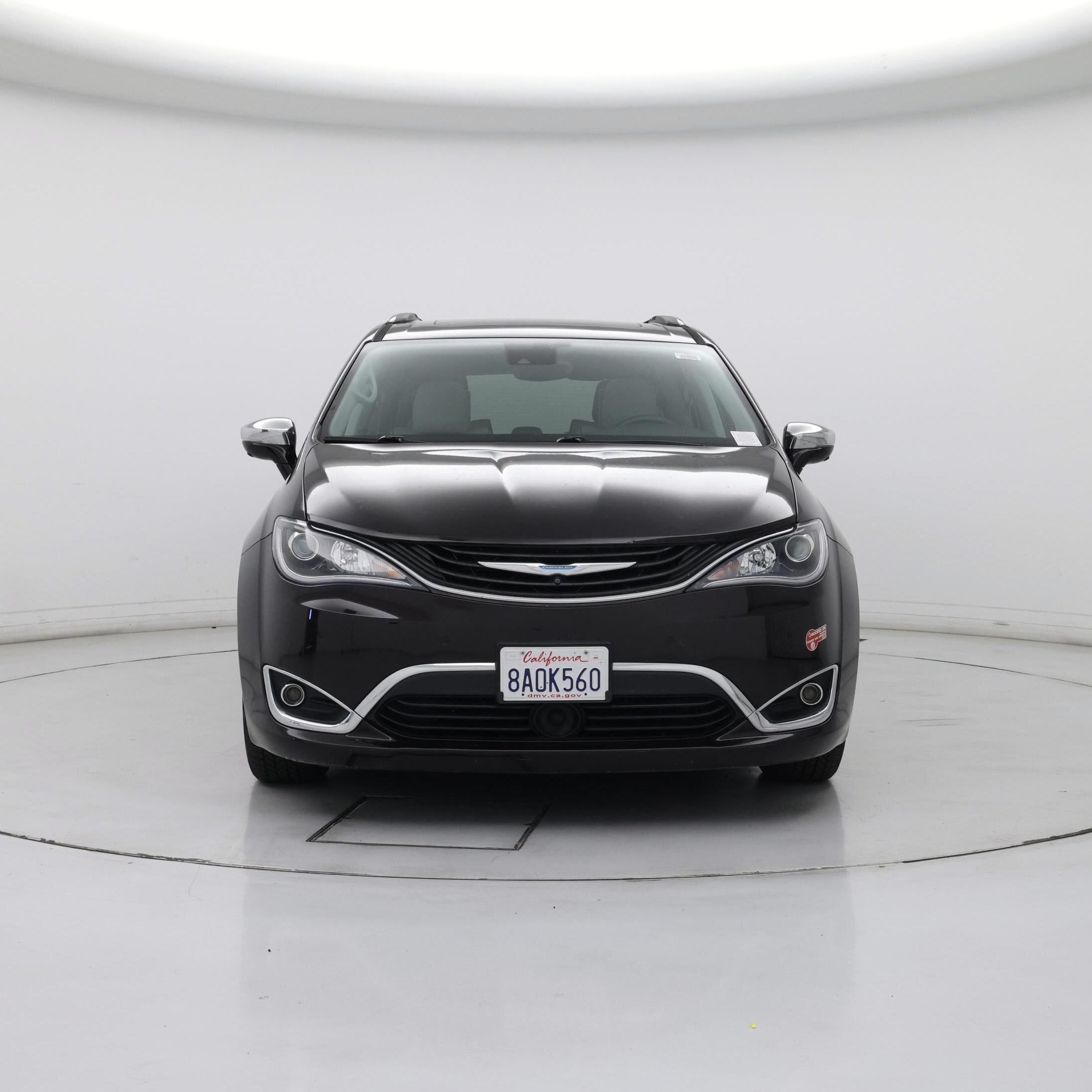 Thumbnail: 2017 Chrysler Pacifica - 5
