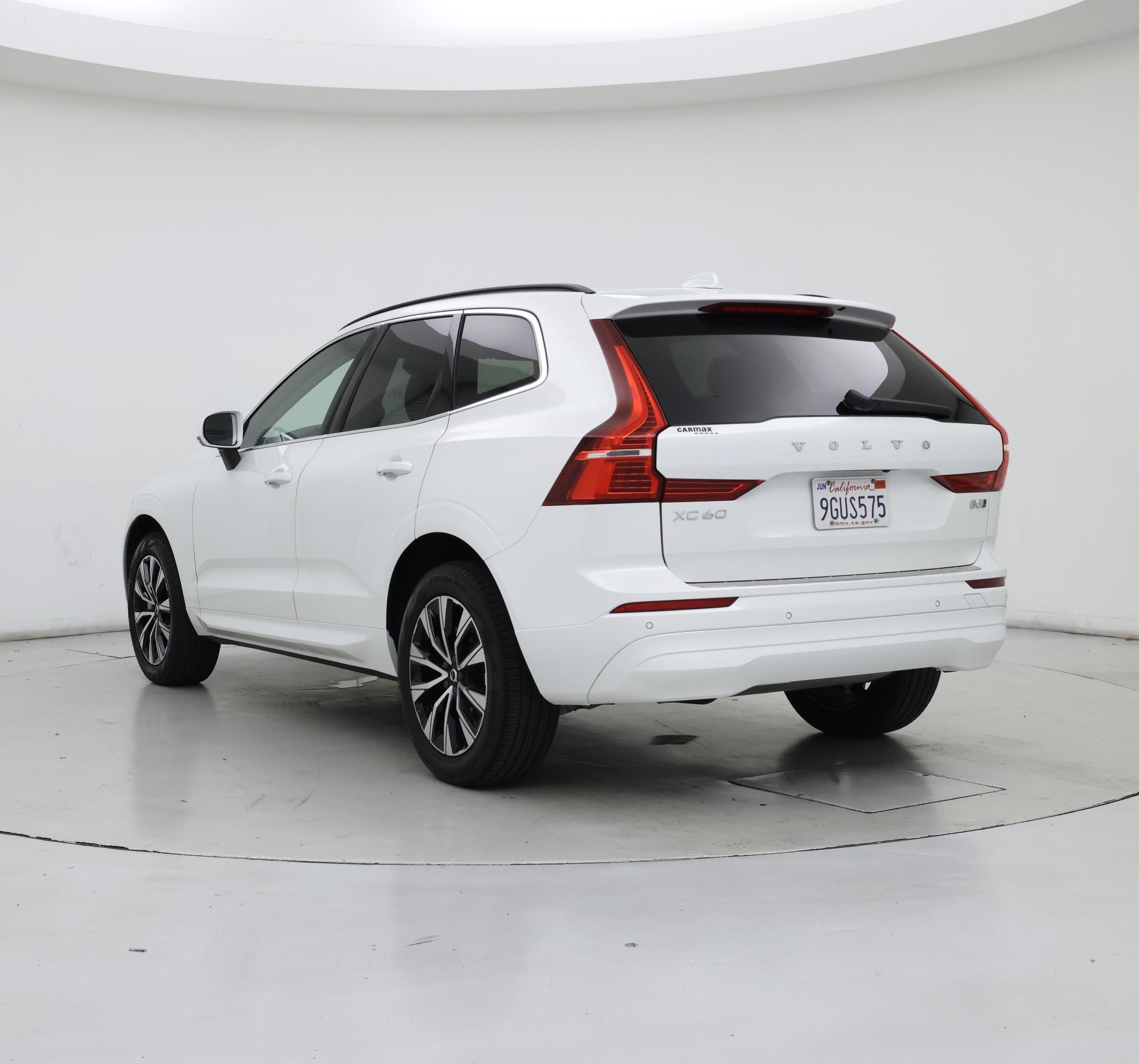 Thumbnail: 2023 Volvo XC60 - 2