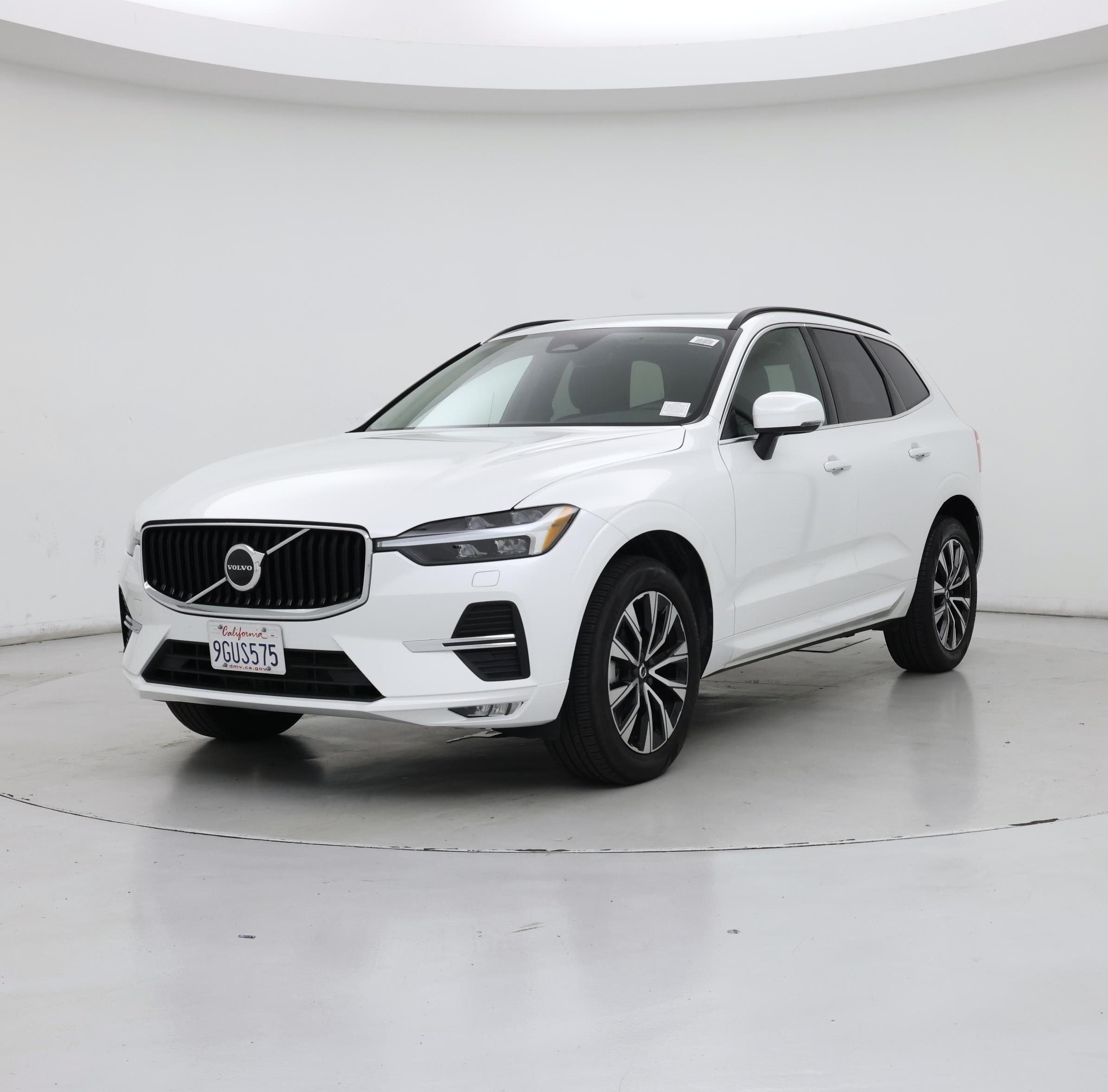 Thumbnail: 2023 Volvo XC60 - 4