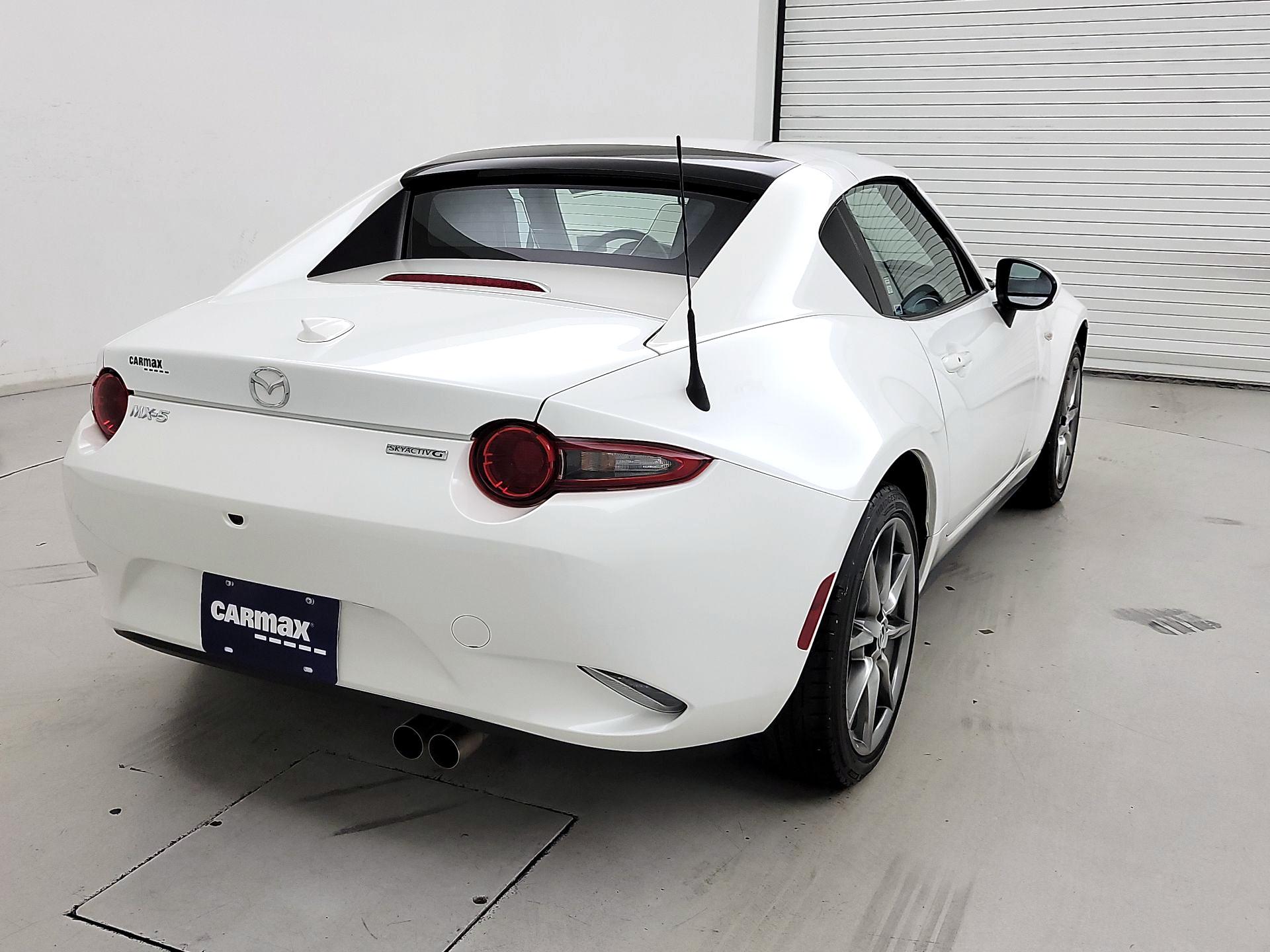 Thumbnail: 2021 Mazda MX-5 Miata - 5