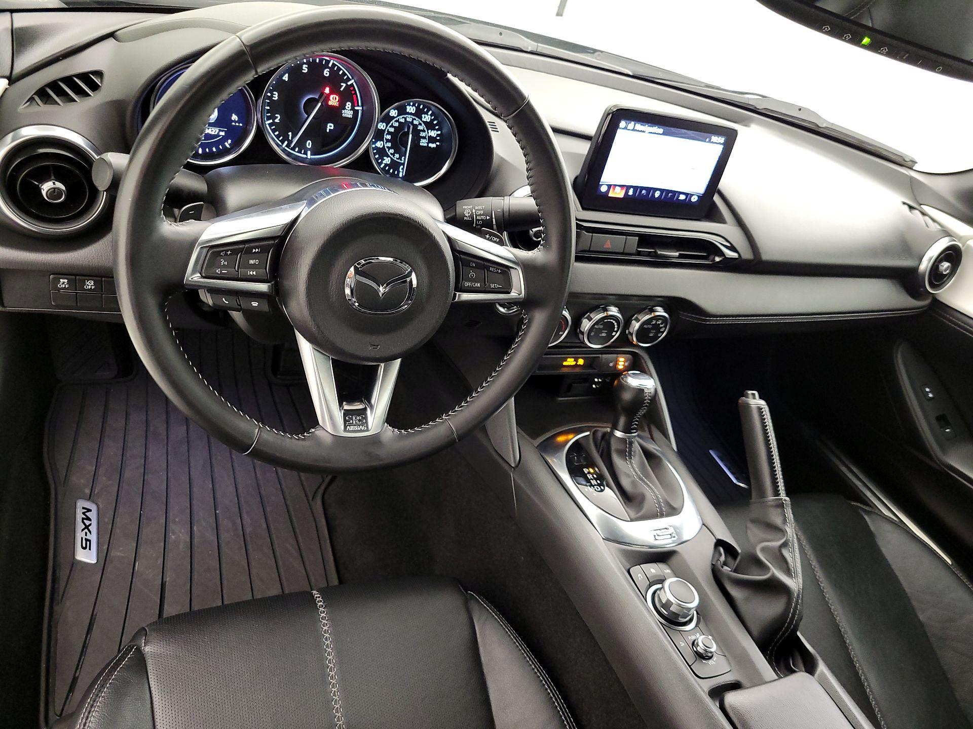 Thumbnail: 2021 Mazda MX-5 Miata - 8