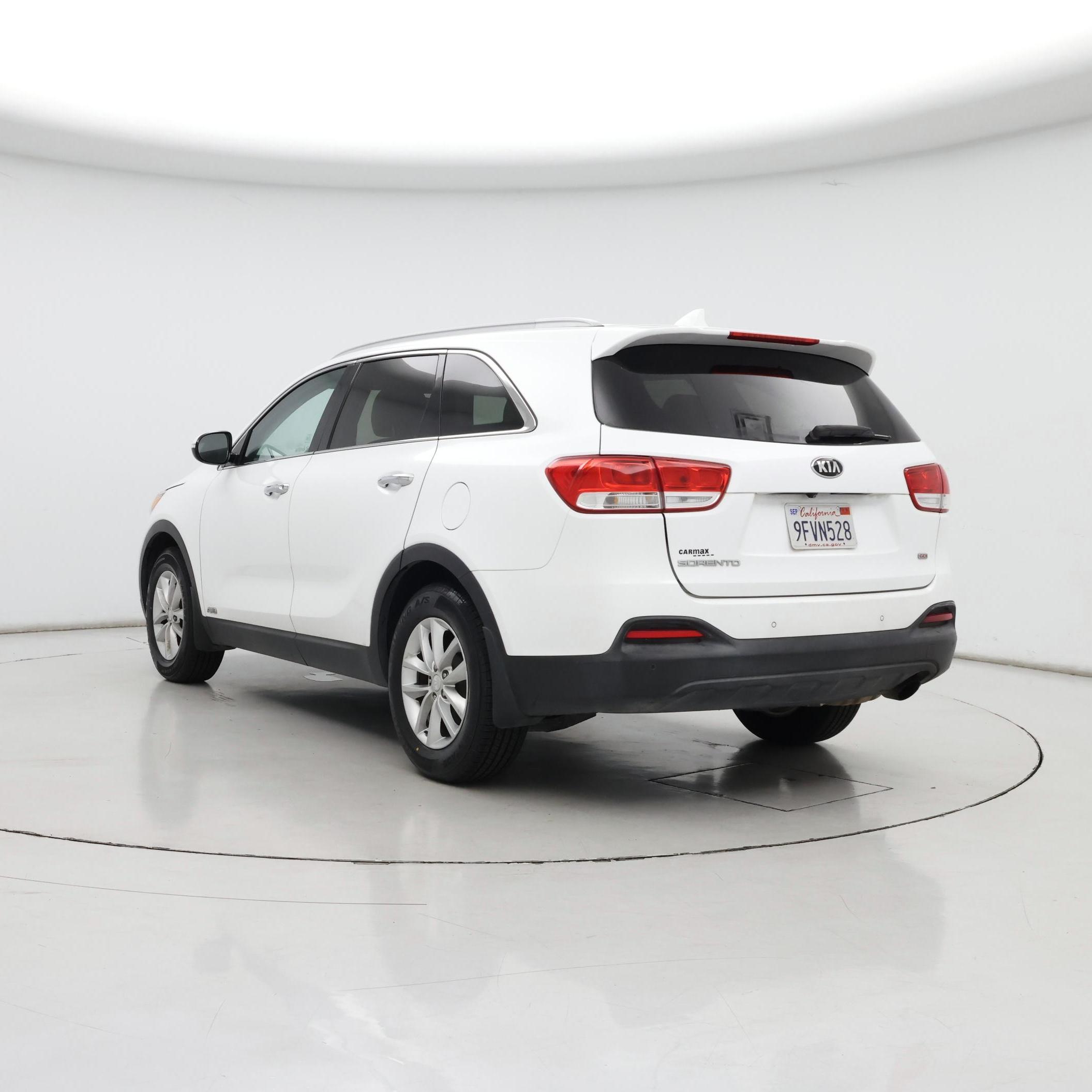 Thumbnail: 2017 Kia Sorento - 2