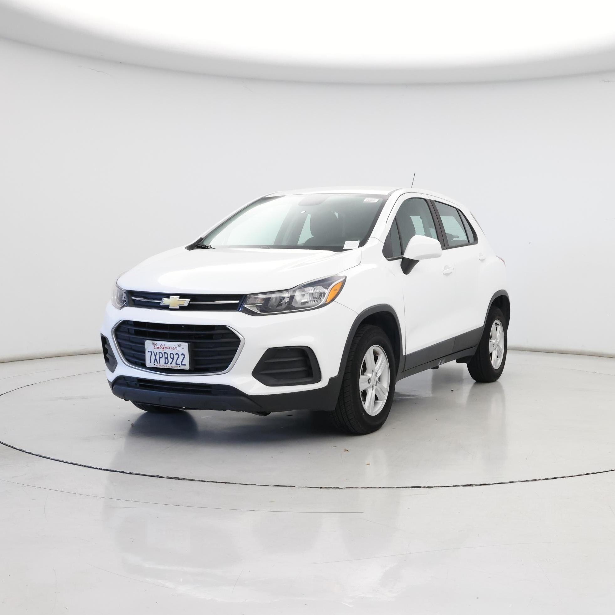 Thumbnail: 2017 Chevrolet Trax - 4
