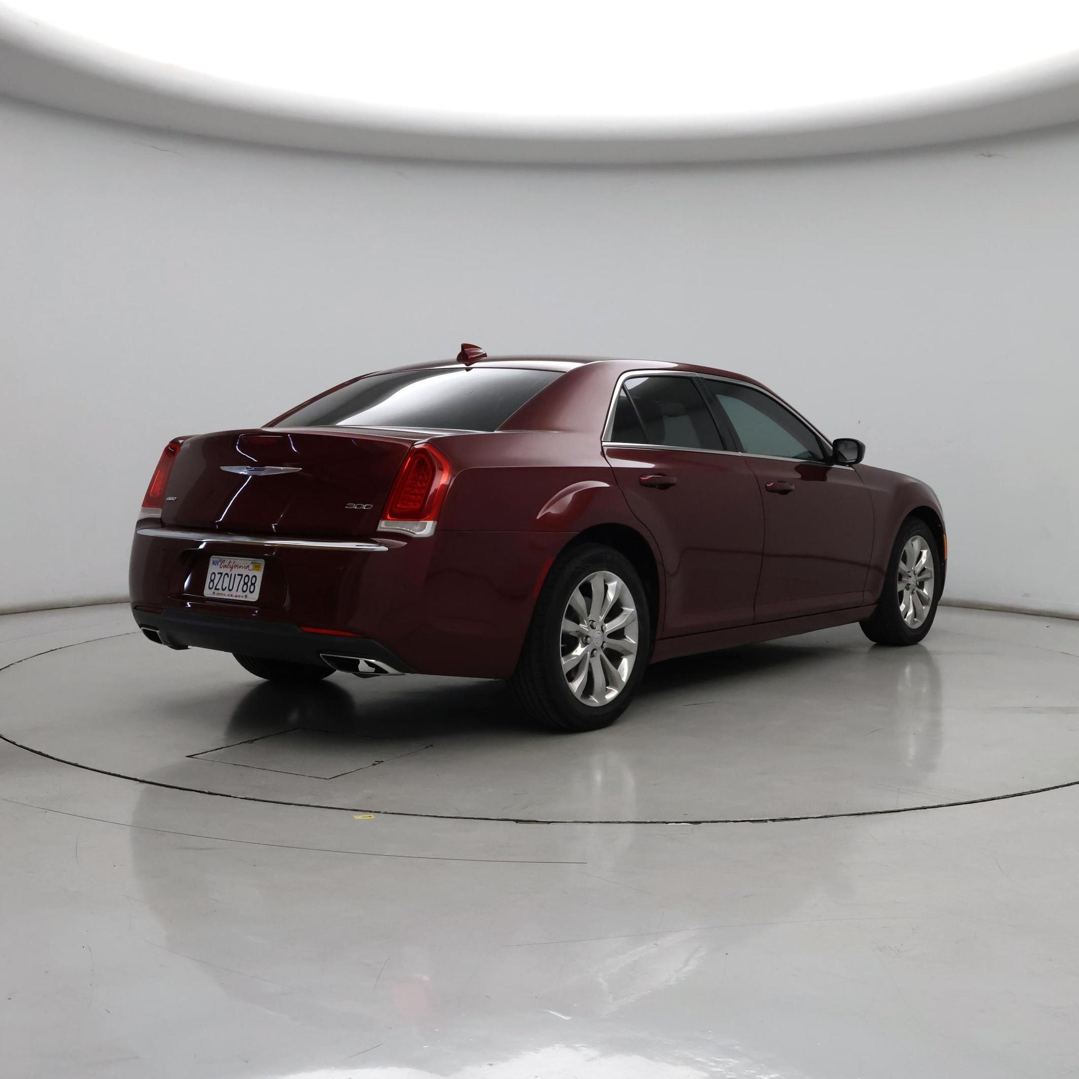 Thumbnail: 2019 Chrysler 300 - 8