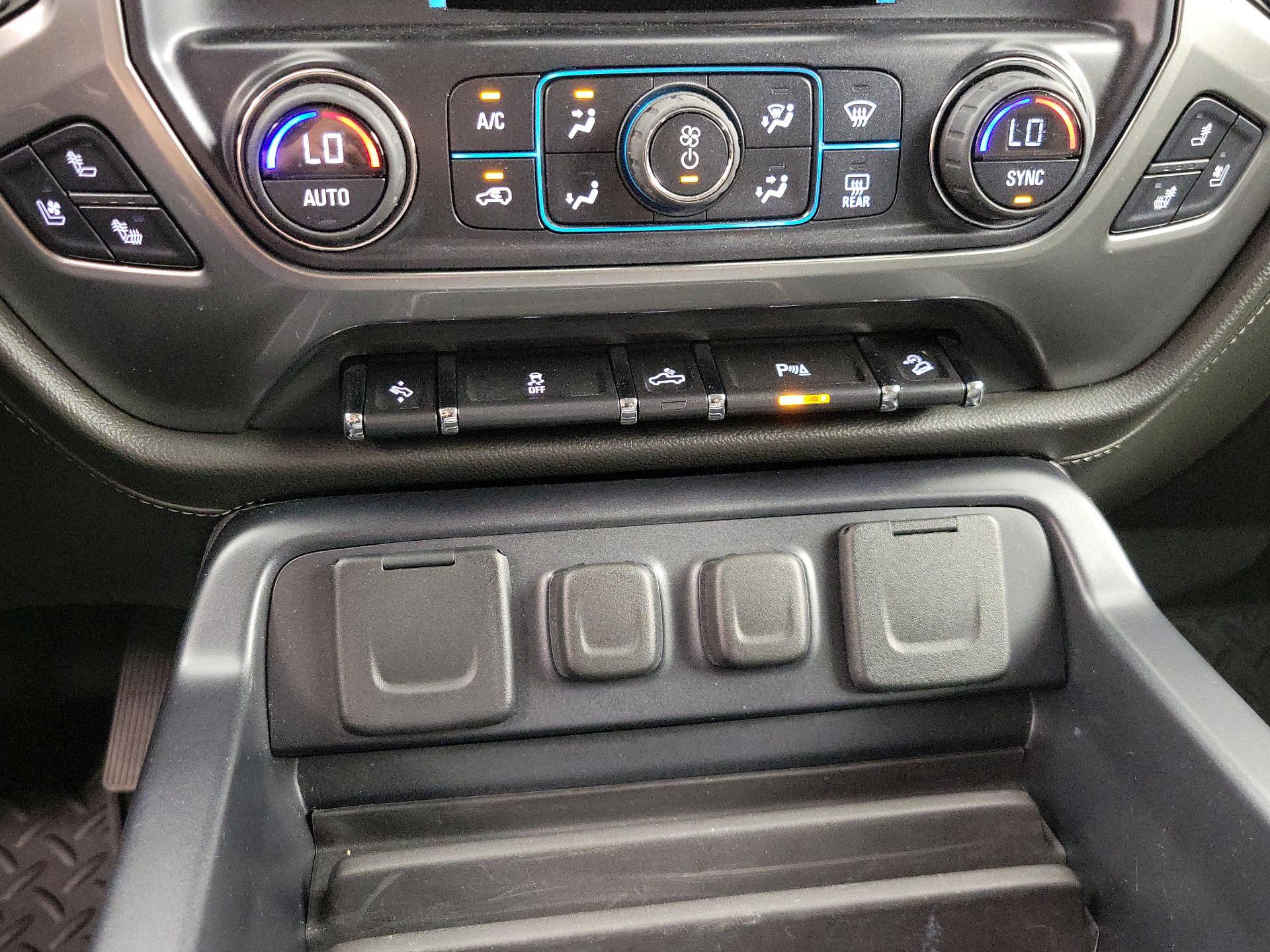 Thumbnail: 2016 Chevrolet Silverado 1500 - 15