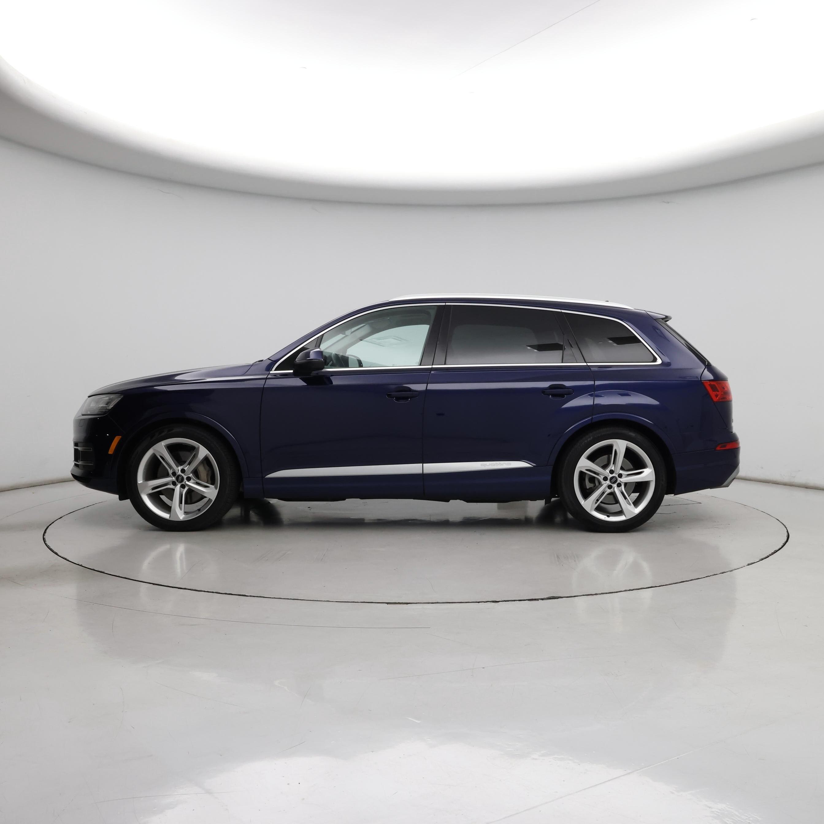 Thumbnail: 2019 Audi Q7 - 3