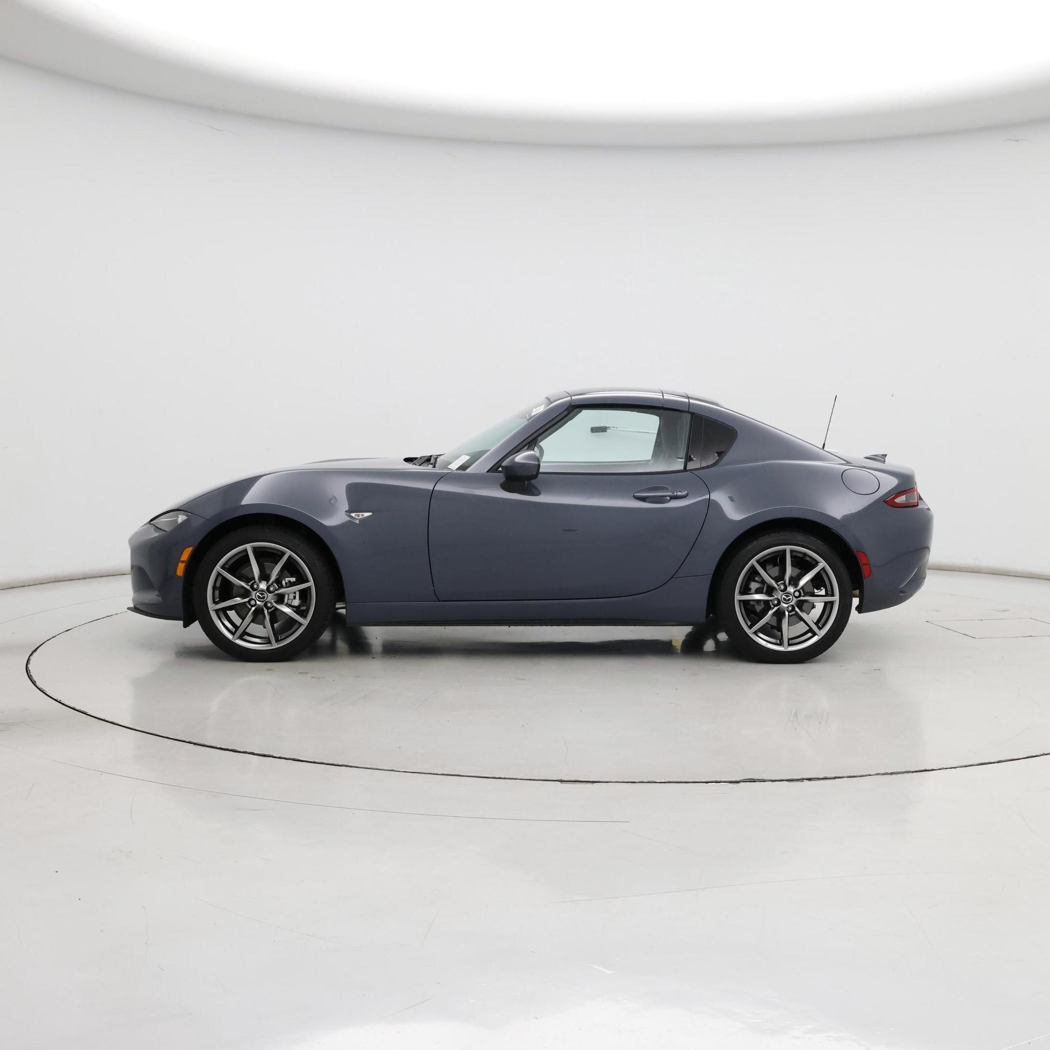 Thumbnail: 2021 Mazda MX-5 Miata - 3