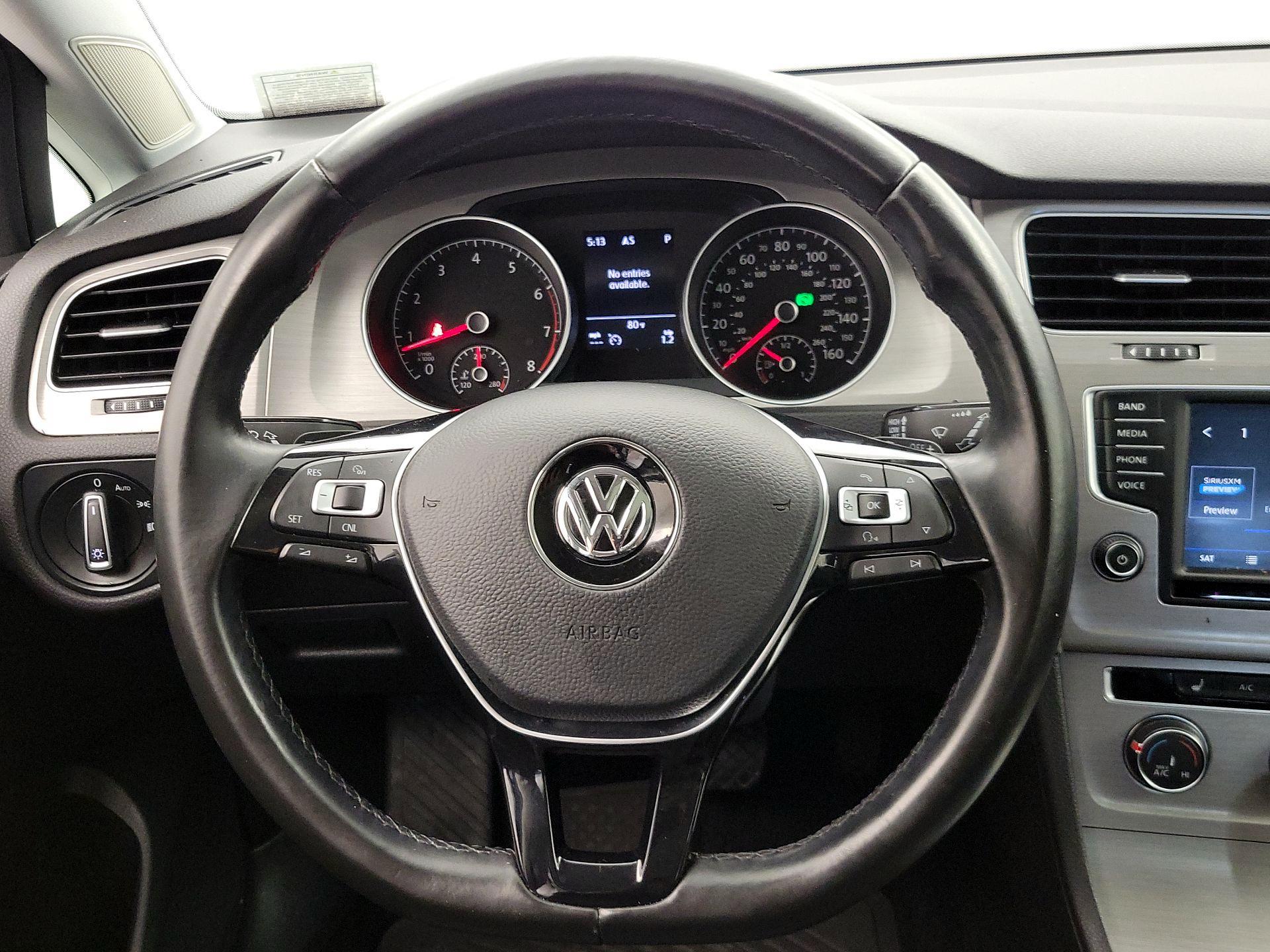 Thumbnail: 2017 Volkswagen Golf - 10