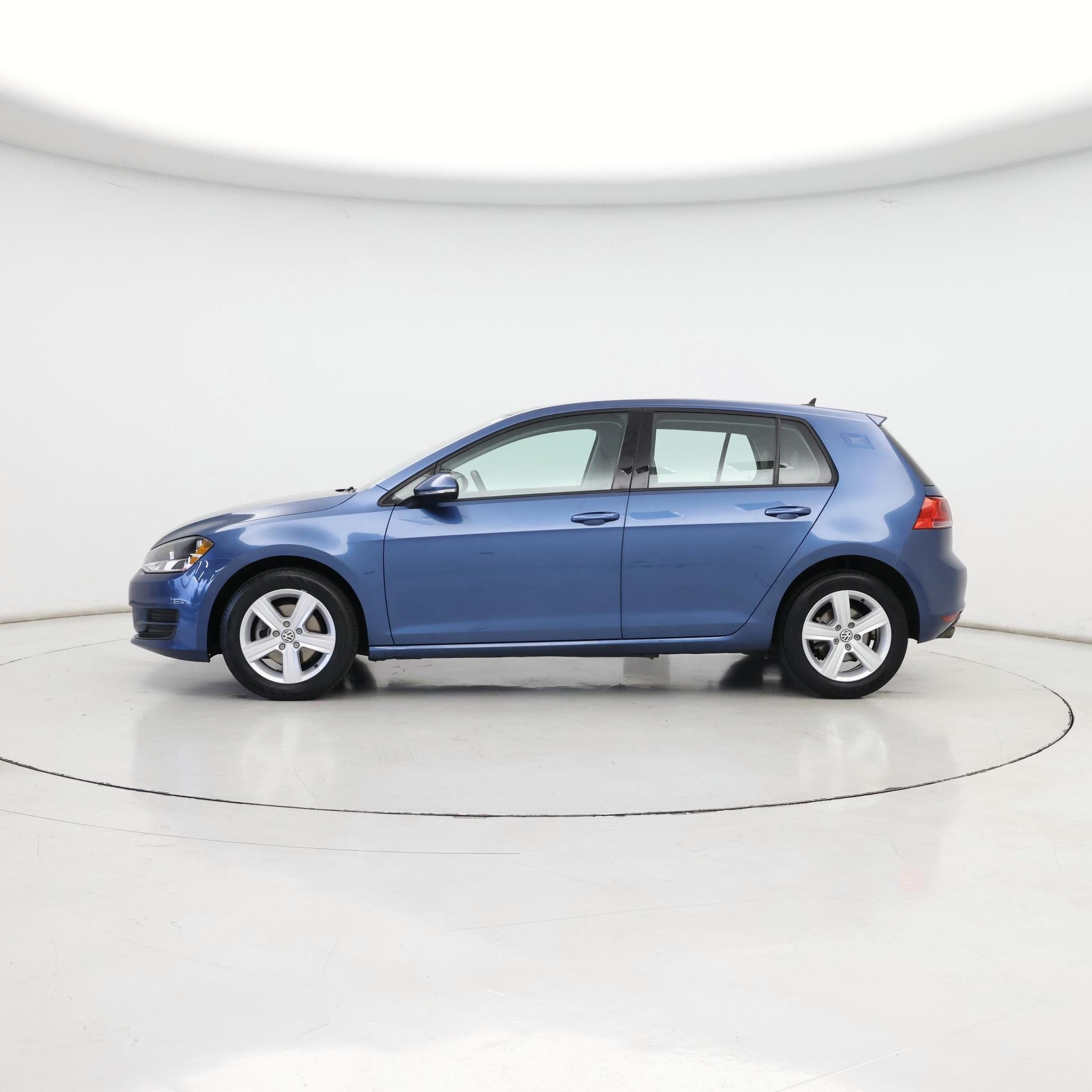 Thumbnail: 2017 Volkswagen Golf - 3