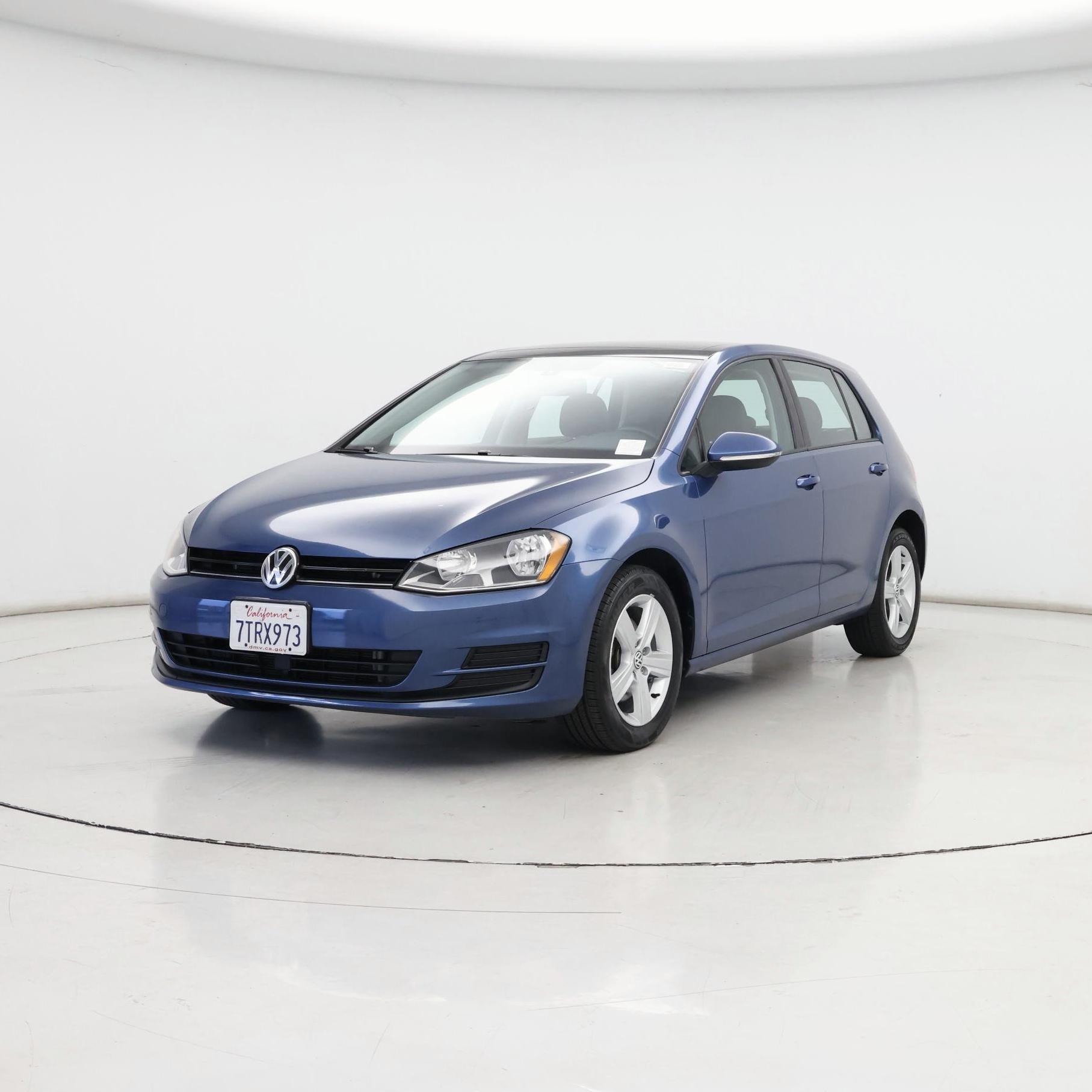 Thumbnail: 2017 Volkswagen Golf - 4