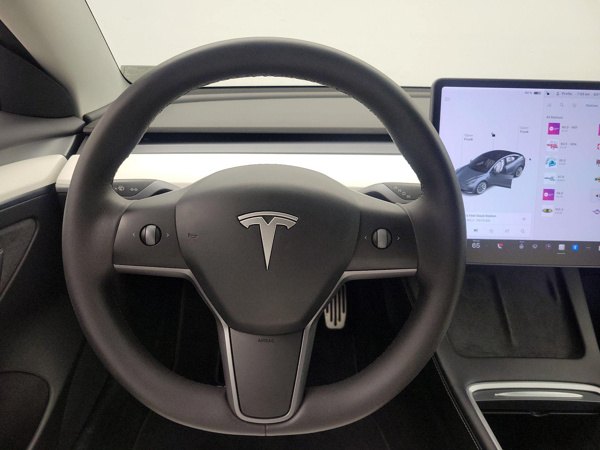 Thumbnail: 2022 Tesla Model 3 - 10