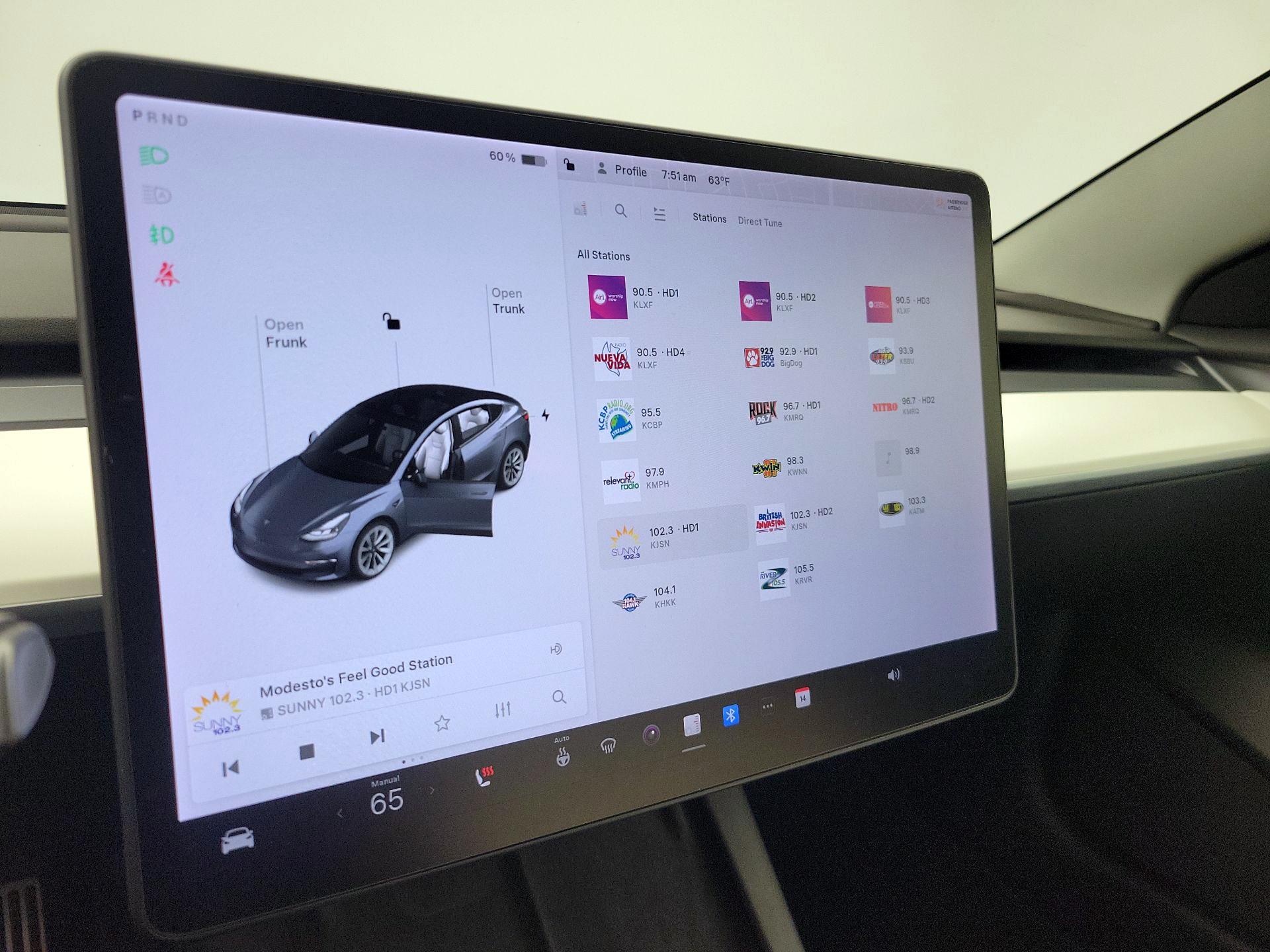 Thumbnail: 2022 Tesla Model 3 - 15