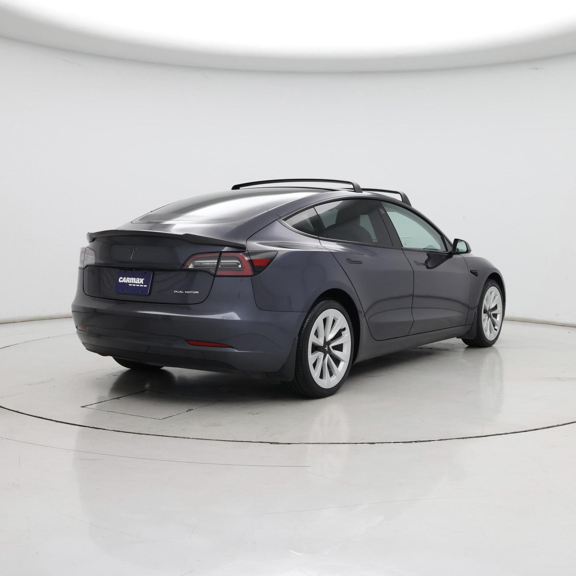Thumbnail: 2022 Tesla Model 3 - 8