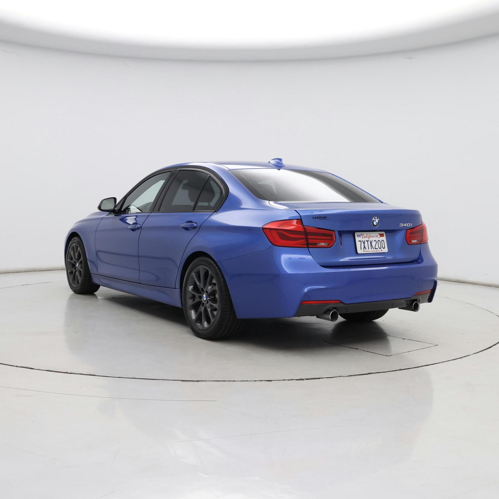 Thumbnail: 2017 BMW 3 Series - 2