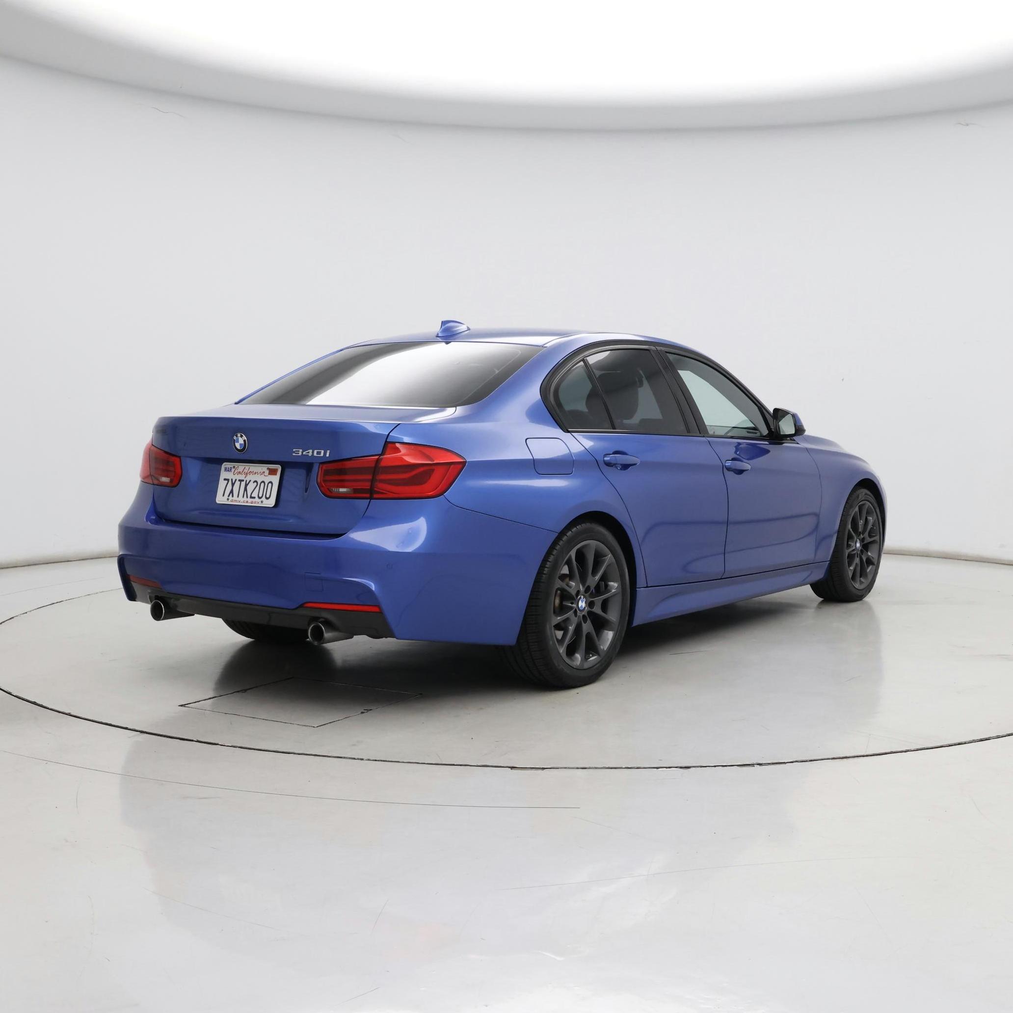 Thumbnail: 2017 BMW 3 Series - 8