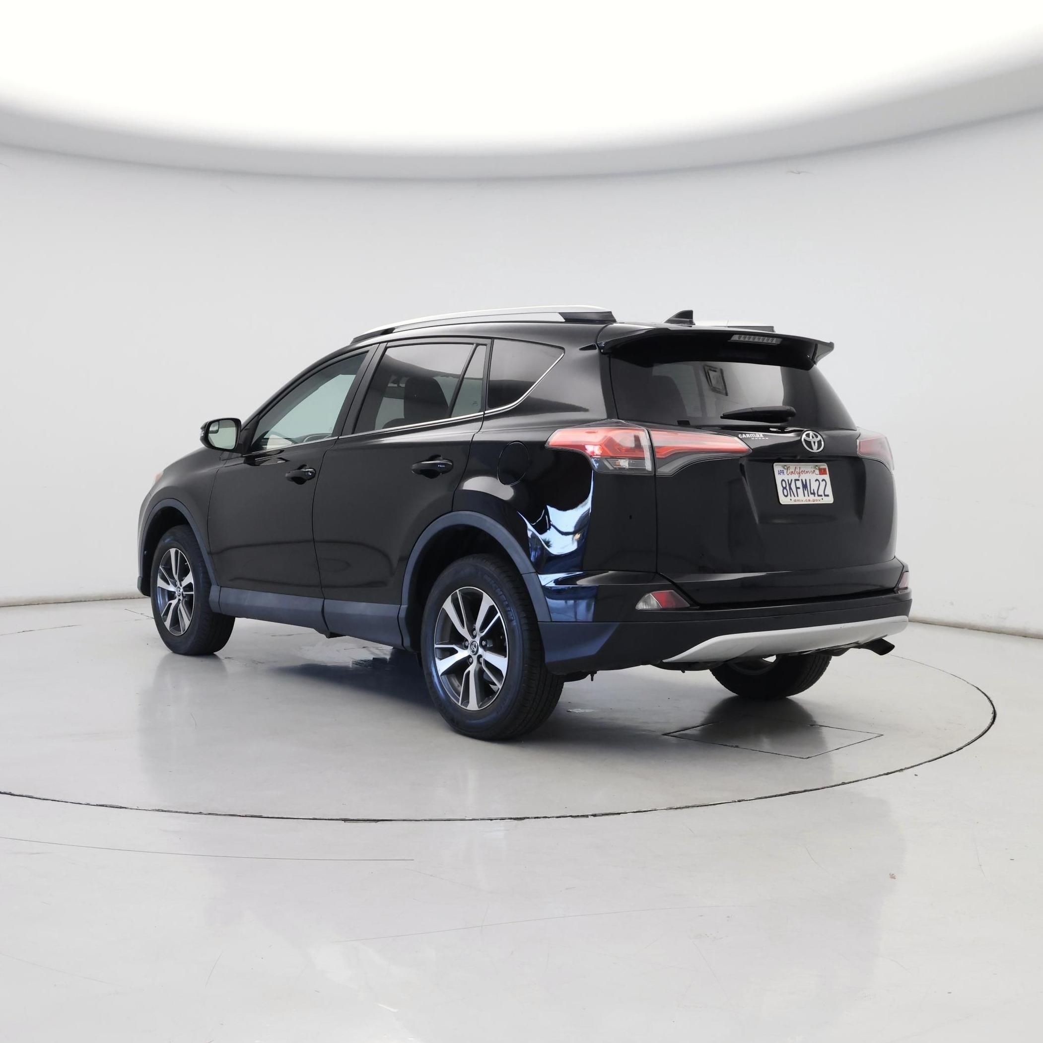 Thumbnail: 2016 Toyota RAV4 - 2