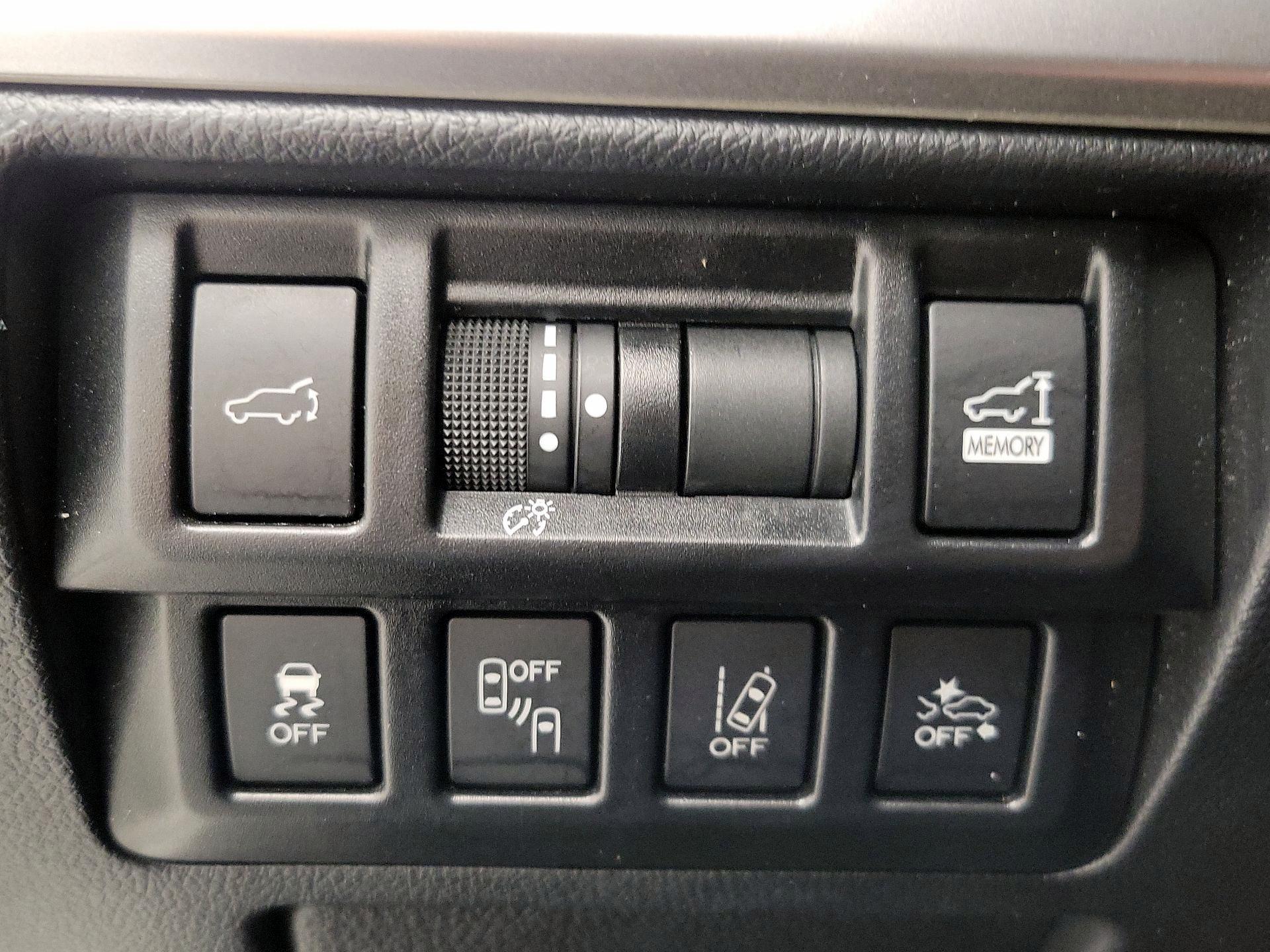 Thumbnail: 2019 Subaru Outback - 13