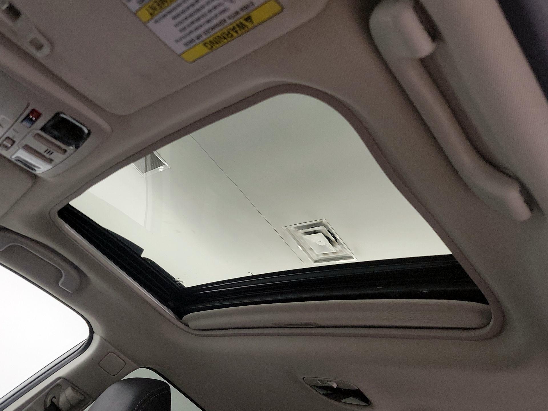 Thumbnail: 2019 Subaru Outback - 19