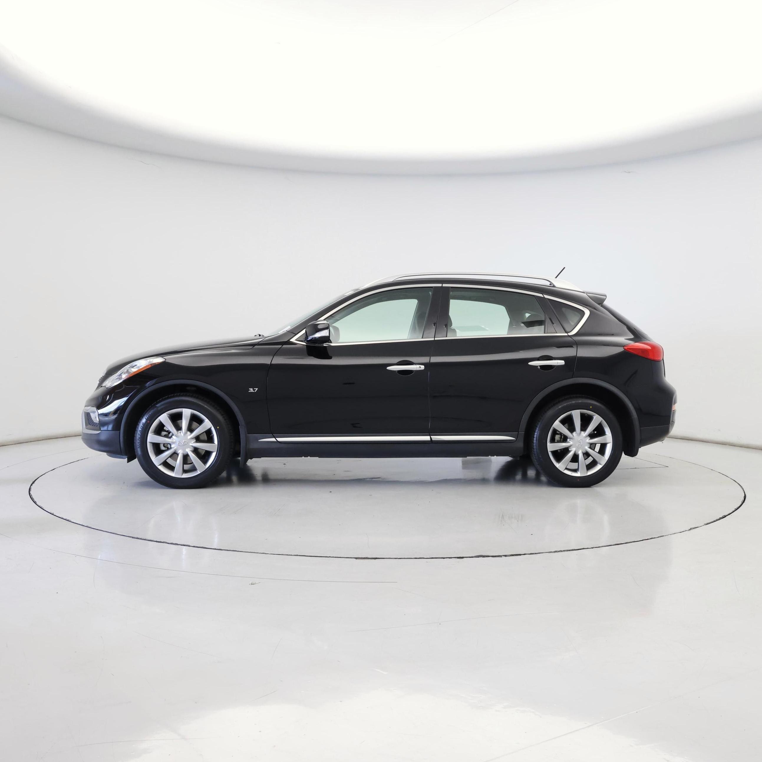 Thumbnail: 2017 INFINITI QX50 - 3